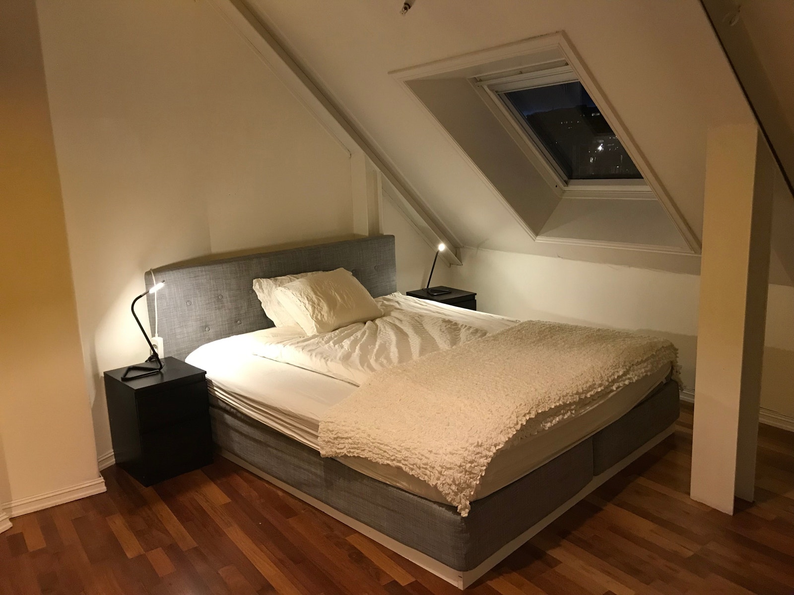 Soverom 1 m/ dobbelseng Galleribilde