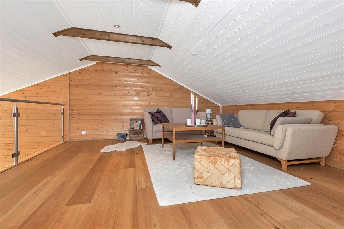 Messanin med plass til sofagruppe Galleribilde