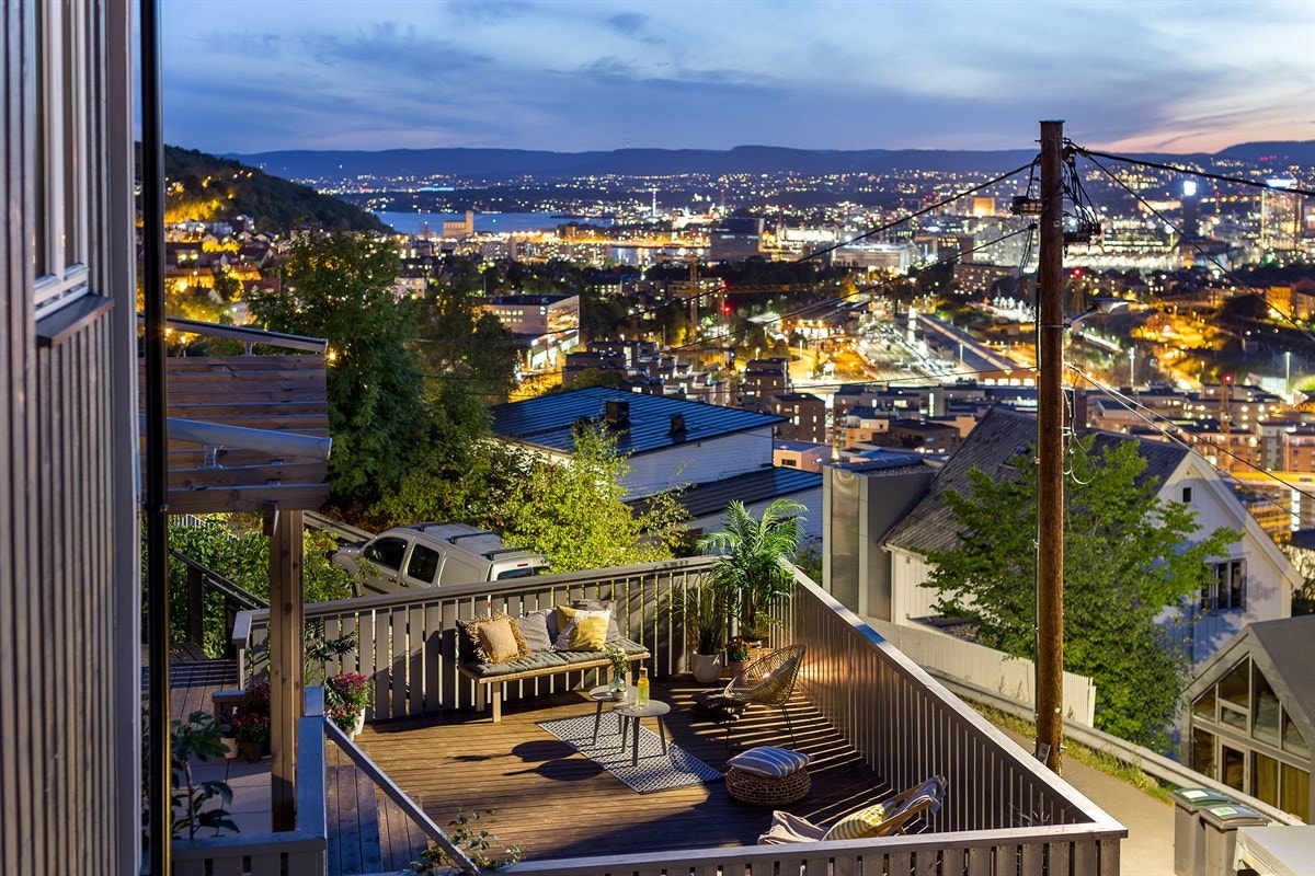 Her bor du svært sentralt med kun få minutter til bygatene i sentrum. Galleribilde