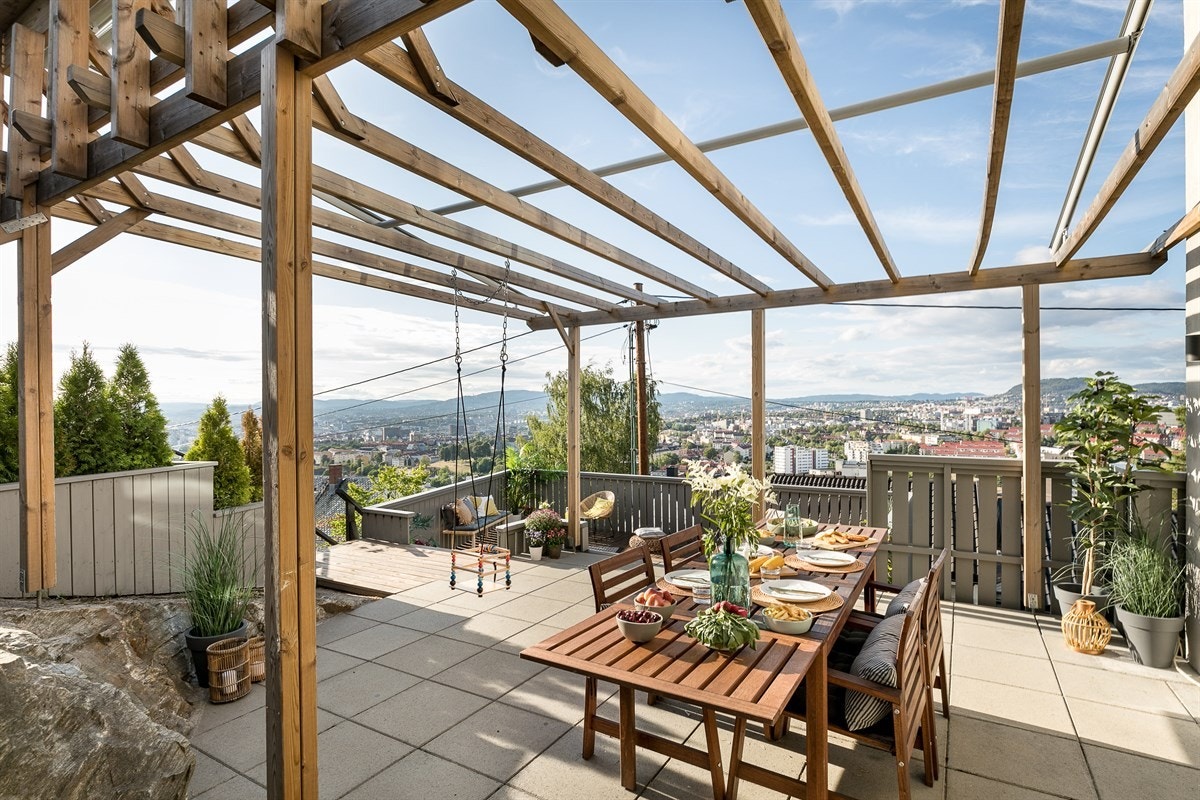 Herlig utsikt over hovedstaden og omkringliggende områder. Galleribilde