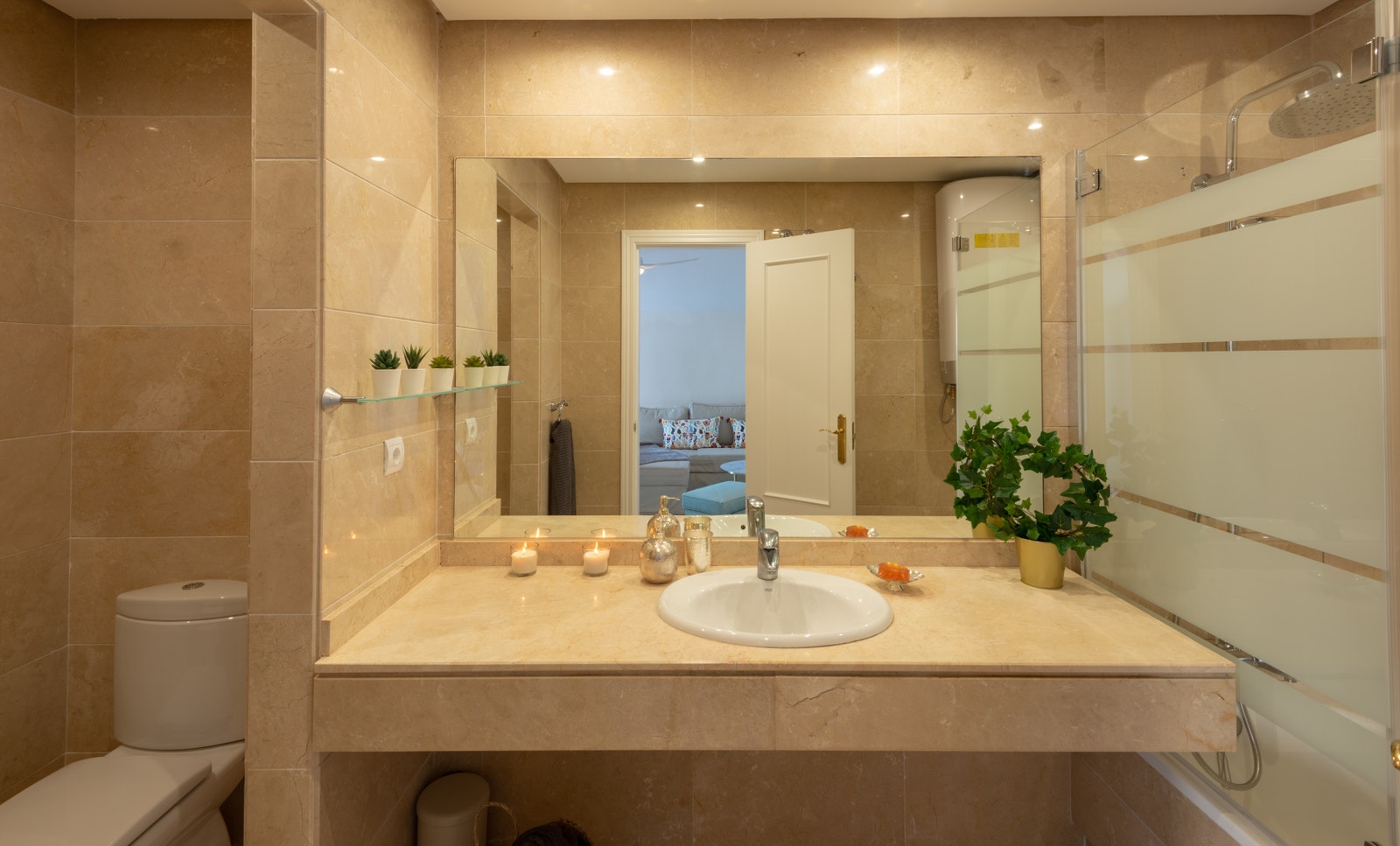 Bad oppe Galleribilde