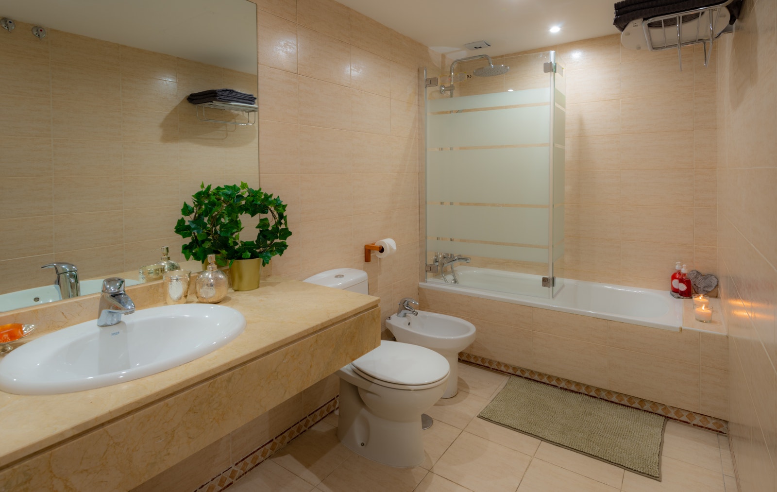 Bad nede Galleribilde