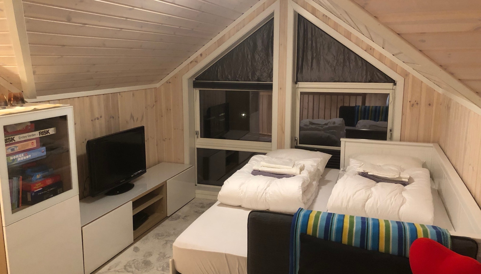 Sovesofa i loftstua Galleribilde