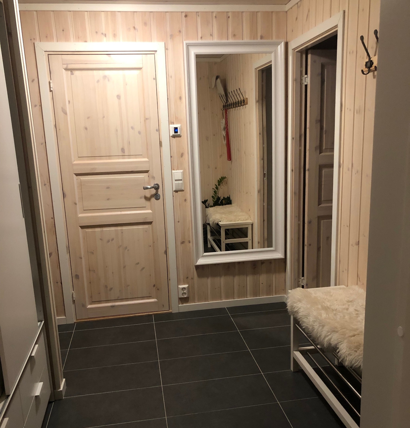 Velkommen inn i Tvillingstua Galleribilde