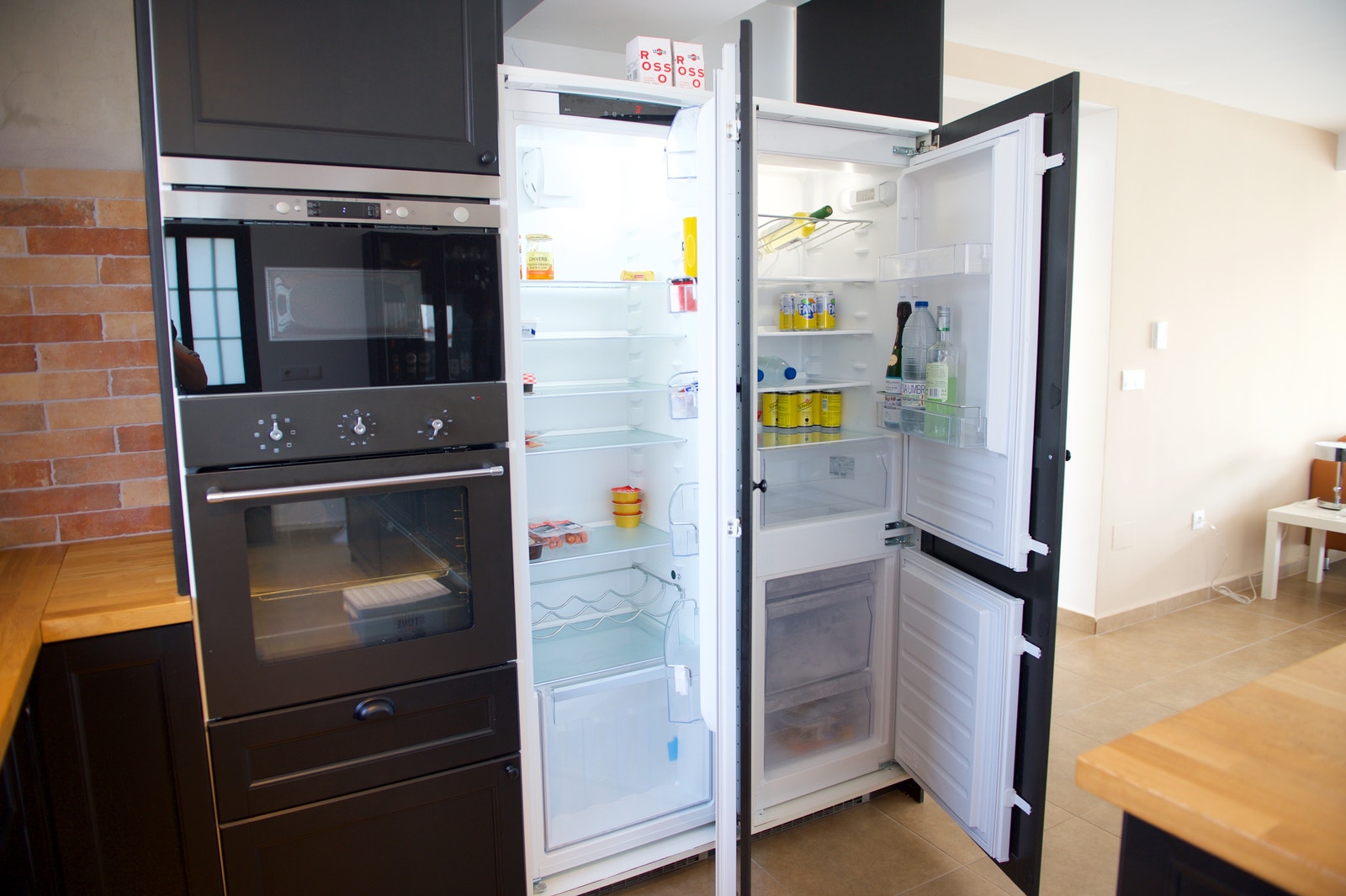 2 kjøleskap og fryser Galleribilde