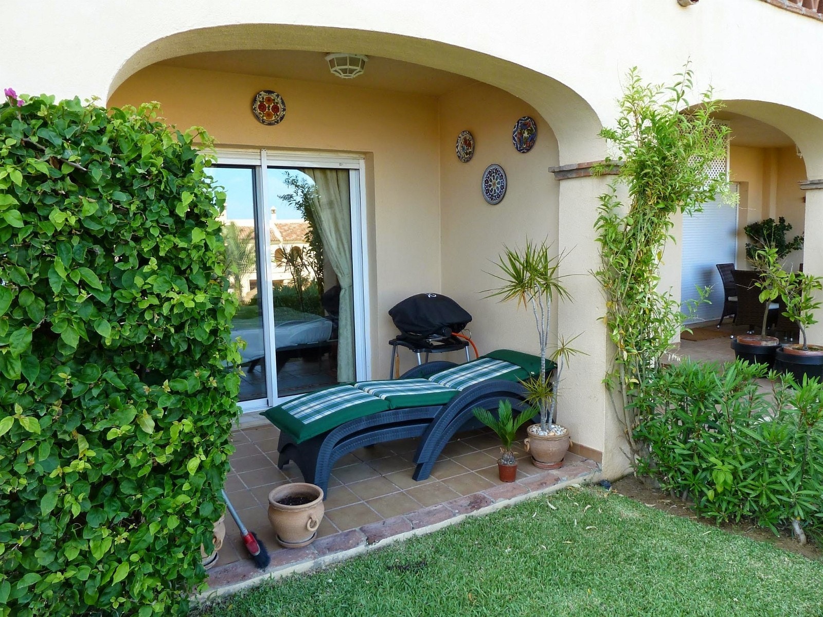 Bilde fra hagen / terrassen Galleribilde