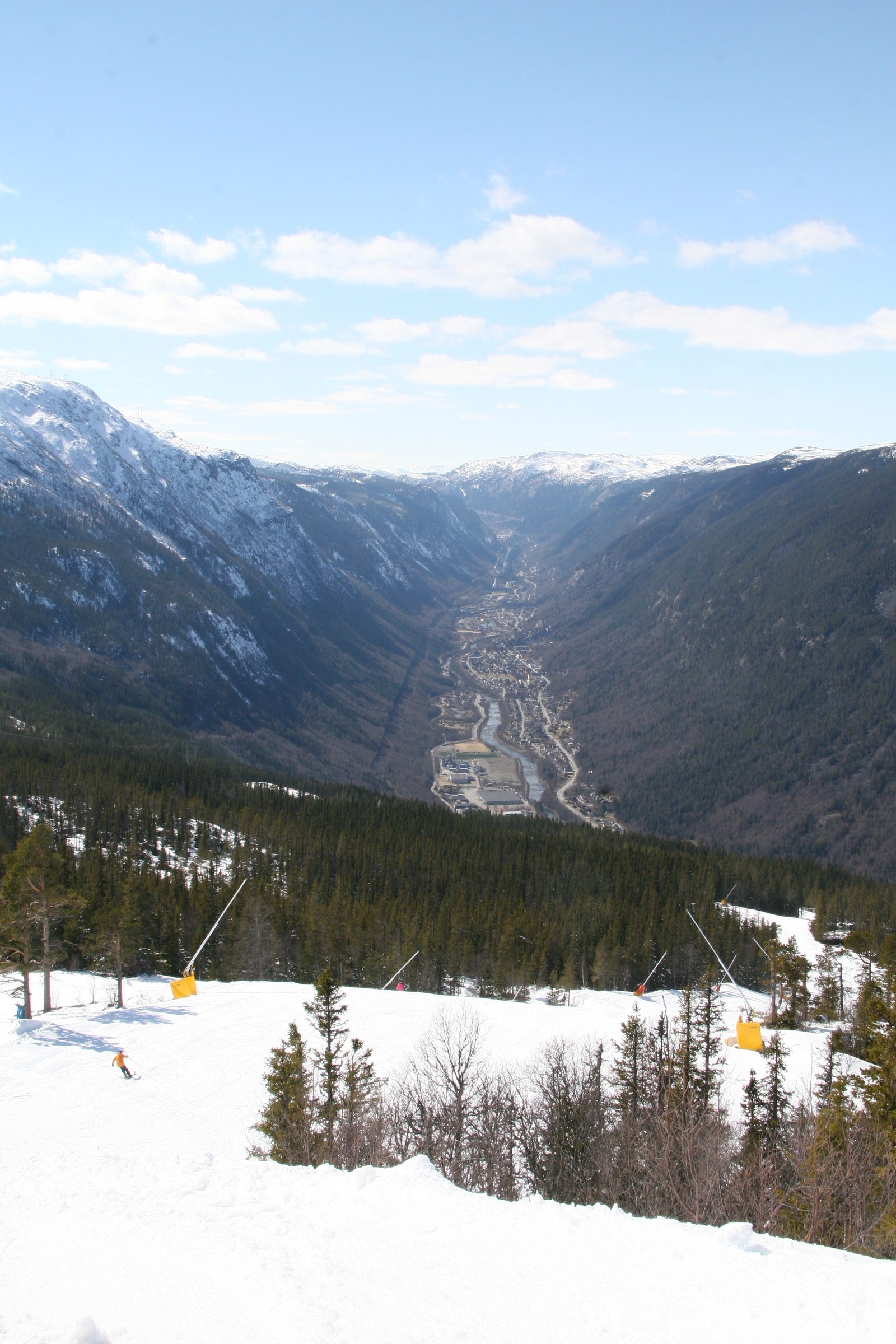Rjukan down where Galleribilde