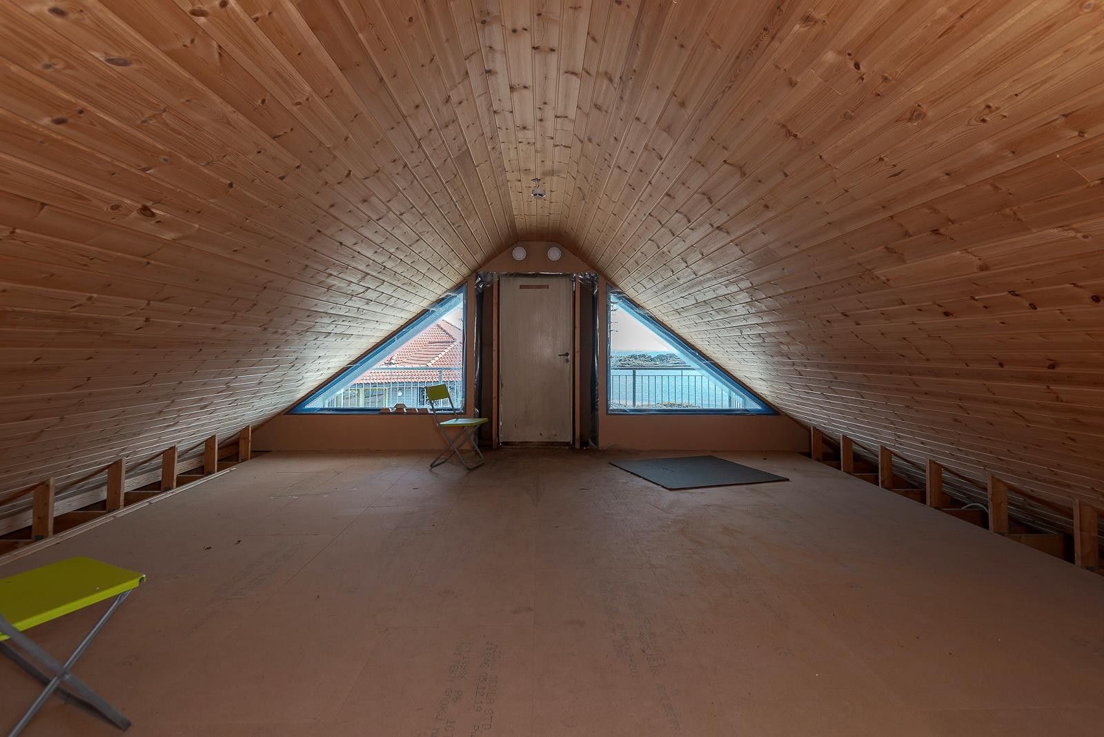 Loftsrom sidebygg Galleribilde