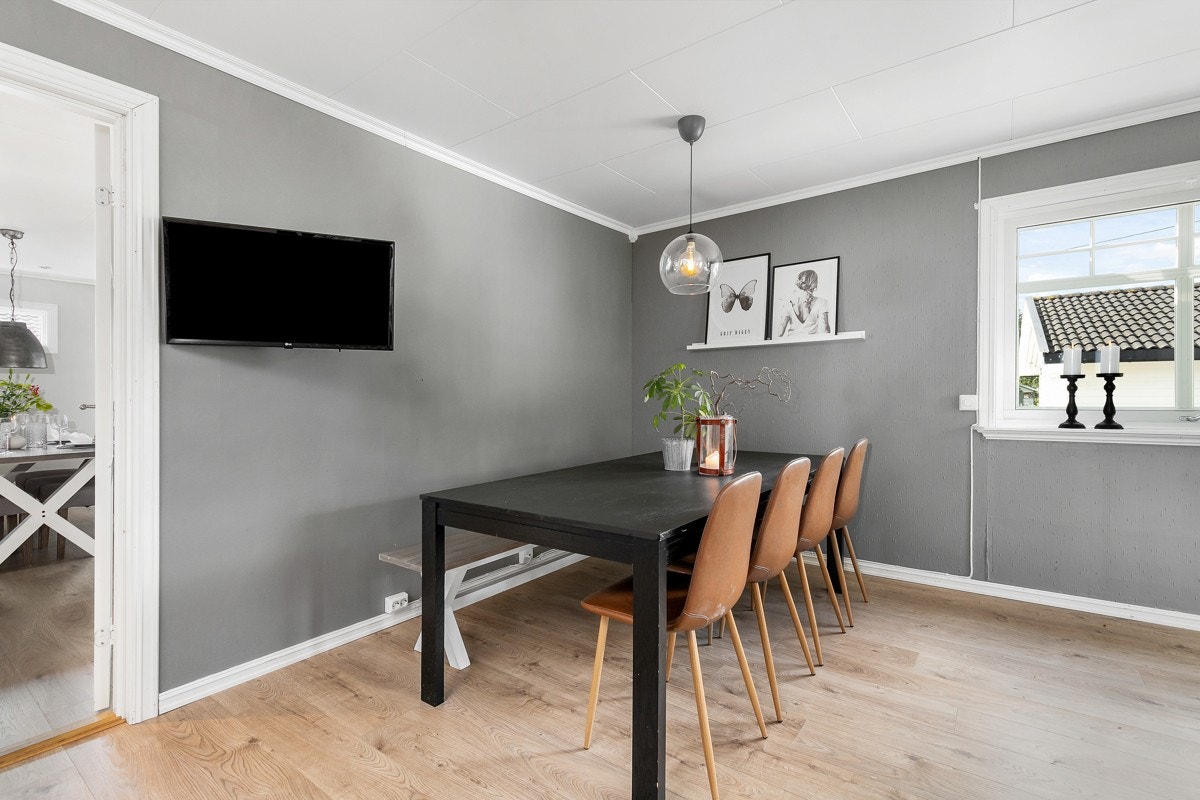 Her er det også plass til en langbord, den perfekte samlingsplassen for familien. Galleribilde