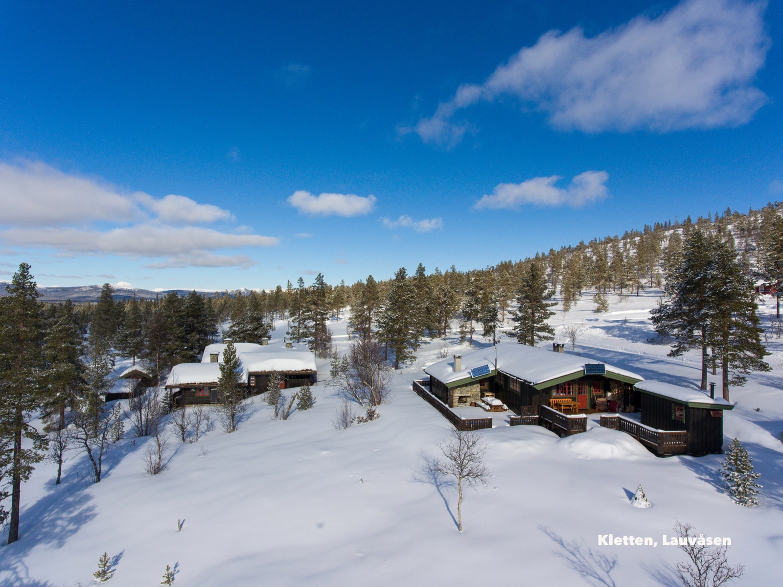 Tomtene er endel av et godt etablert hytteområde ca. 850 moh. Kletten, Lauvåsen Galleribilde