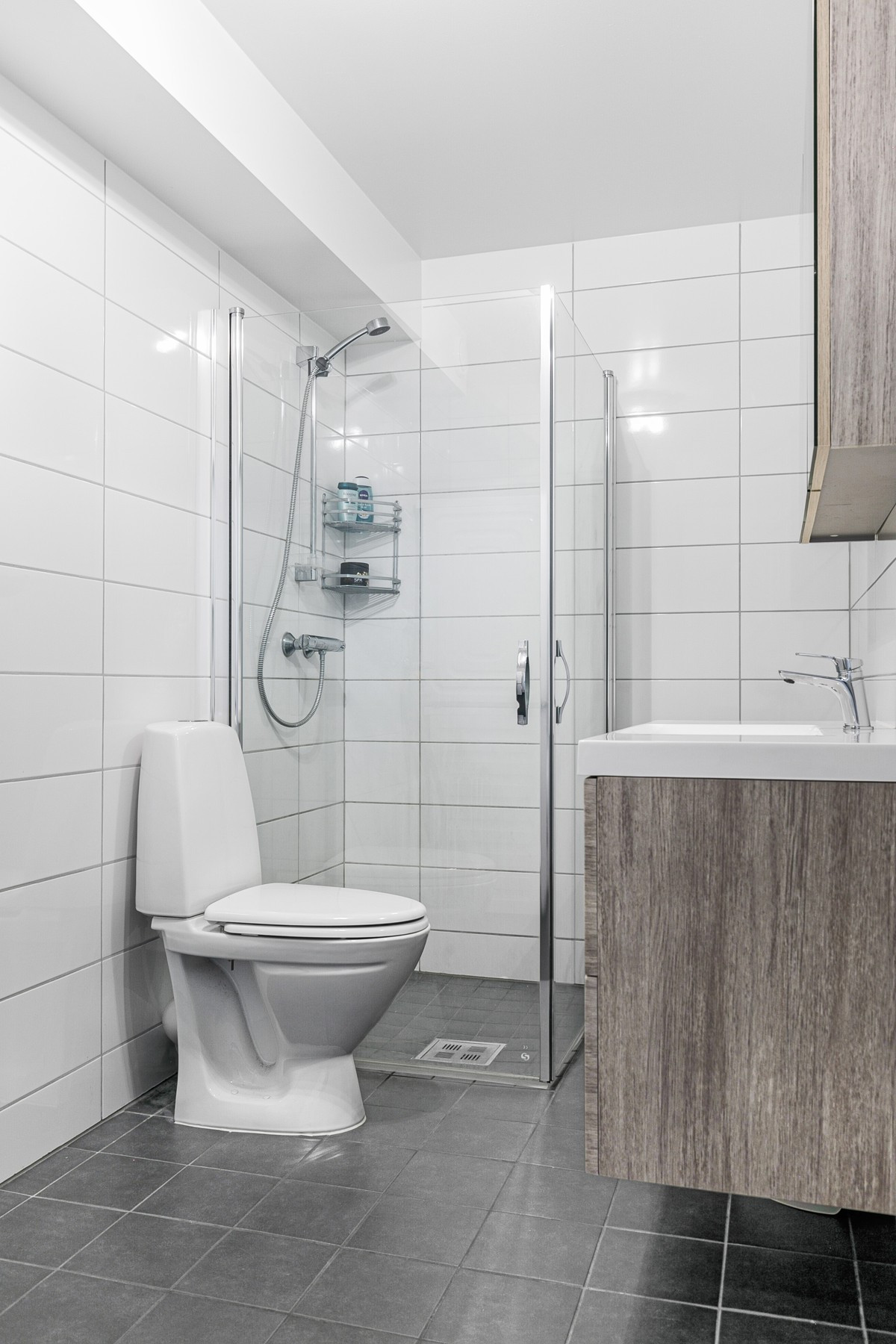Baderom med moderne innredning