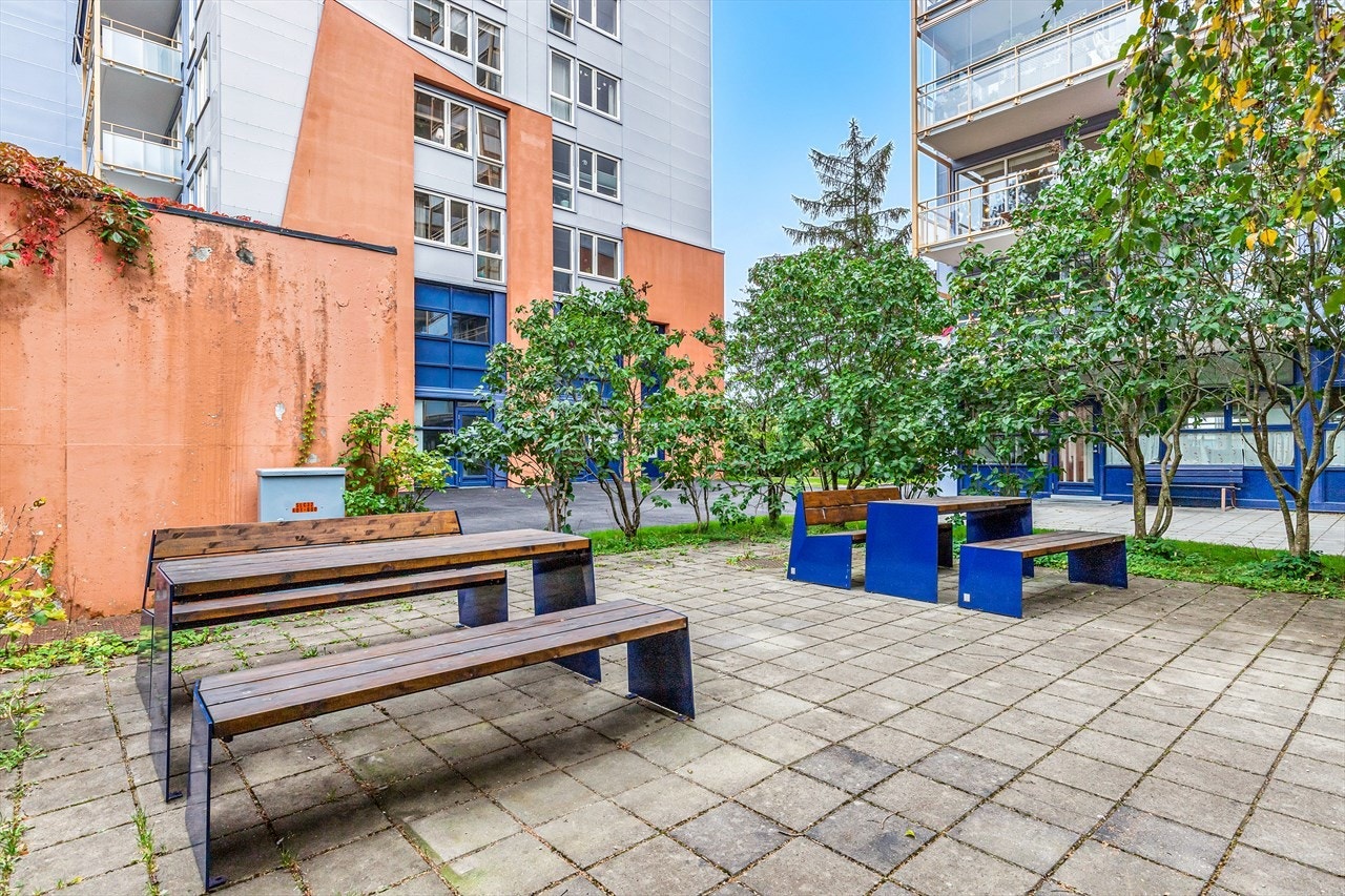 Hyggelige utearealer ved innganspartiet Galleribilde