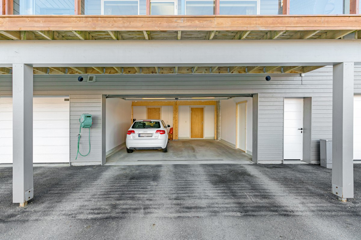 Fast plass i garasje