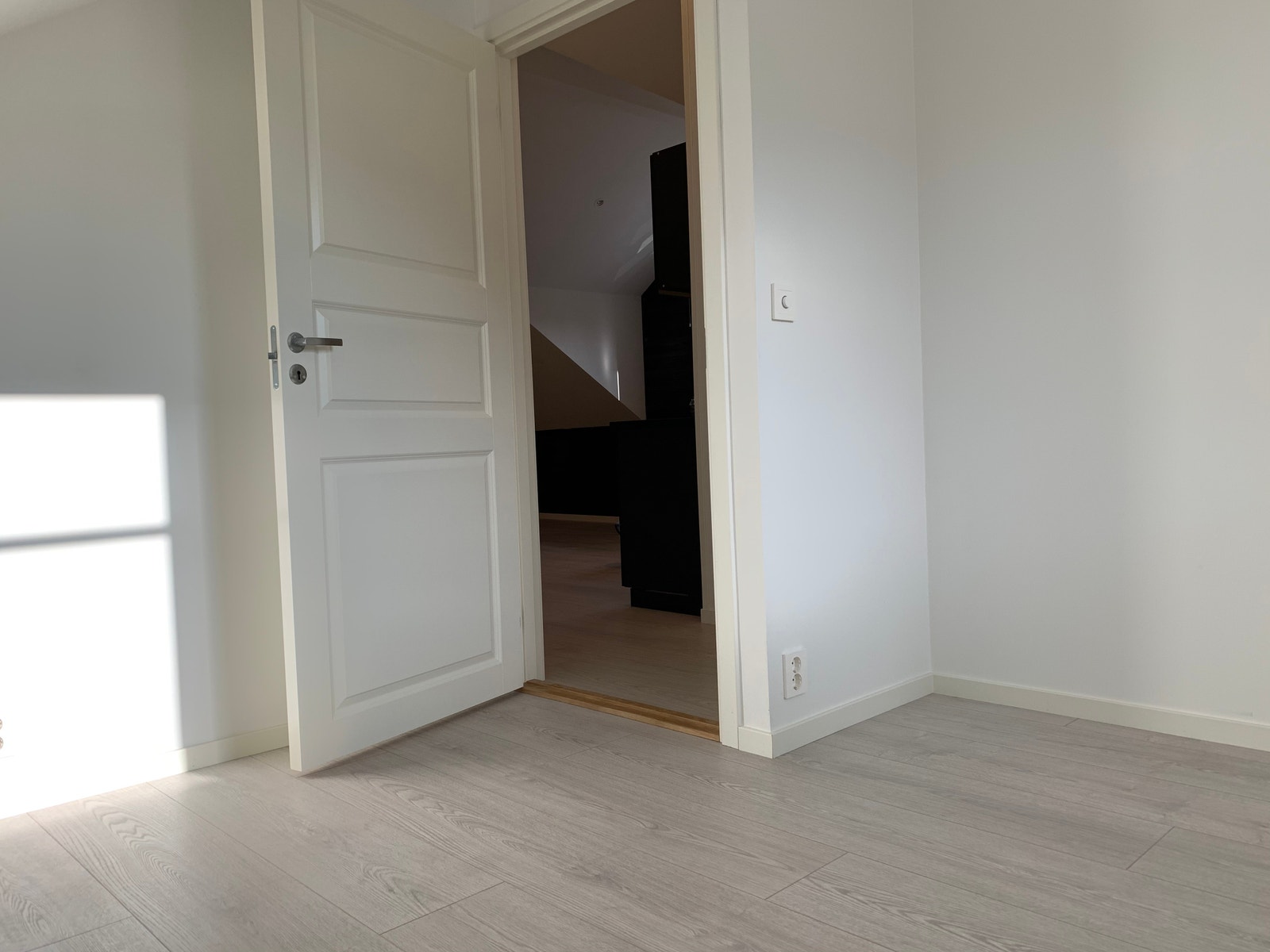 Soverom 2 med plass til kommode Galleribilde