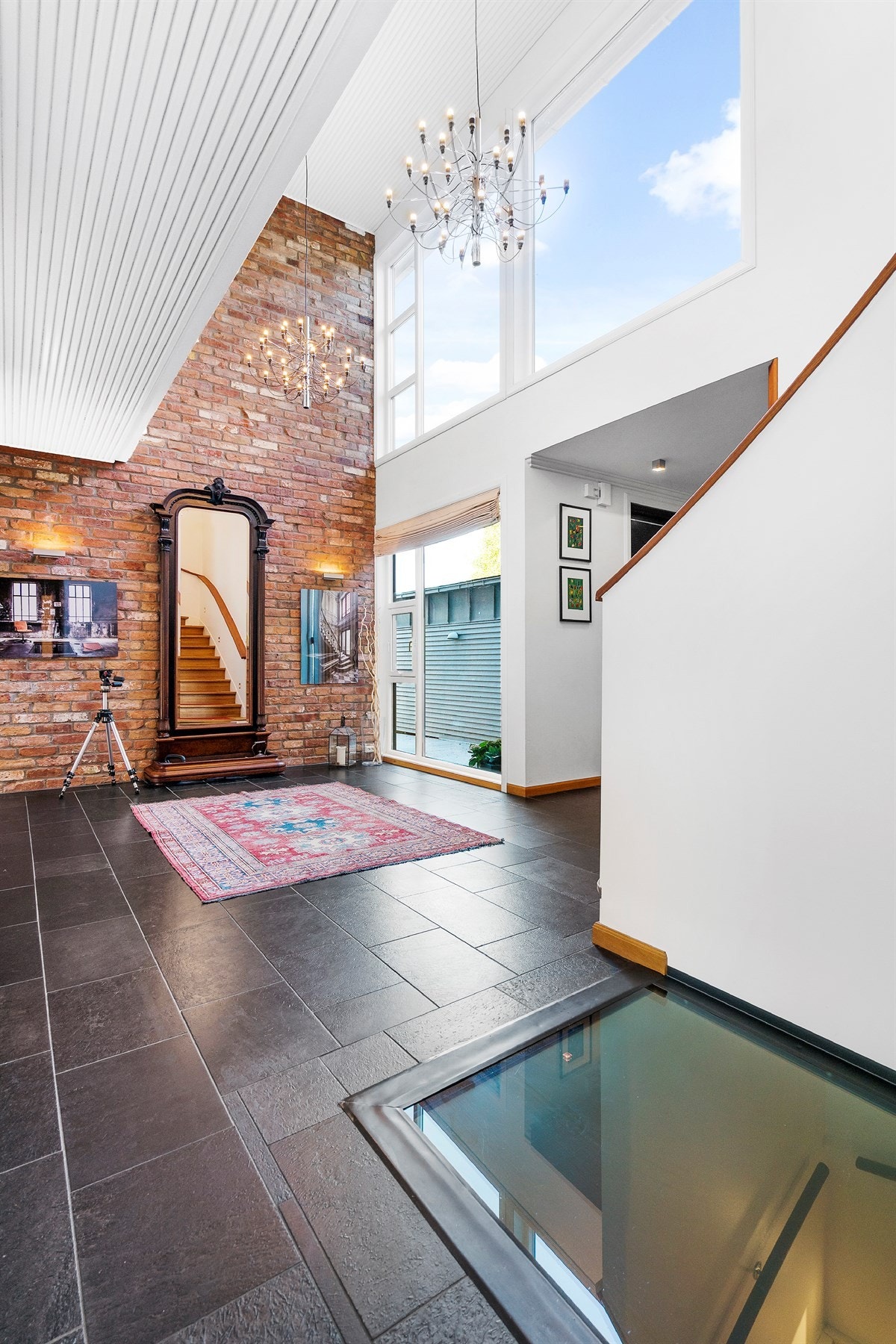Proaktiv - Moderne villa med elegant standard. Galleribilde