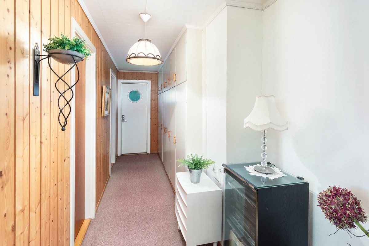 Gangen i u. etg. Galleribilde