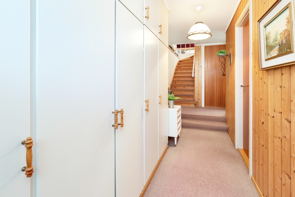 Gangen i u. etg. Galleribilde