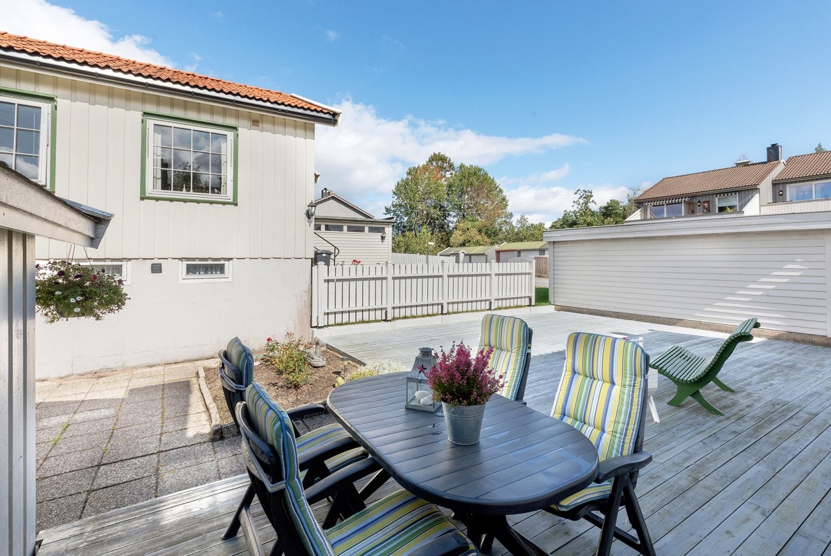 Uteplass Galleribilde