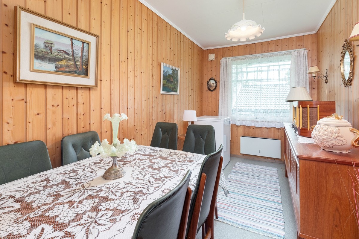 51SoveormuetgSoverom 2 i . etg. Galleribilde