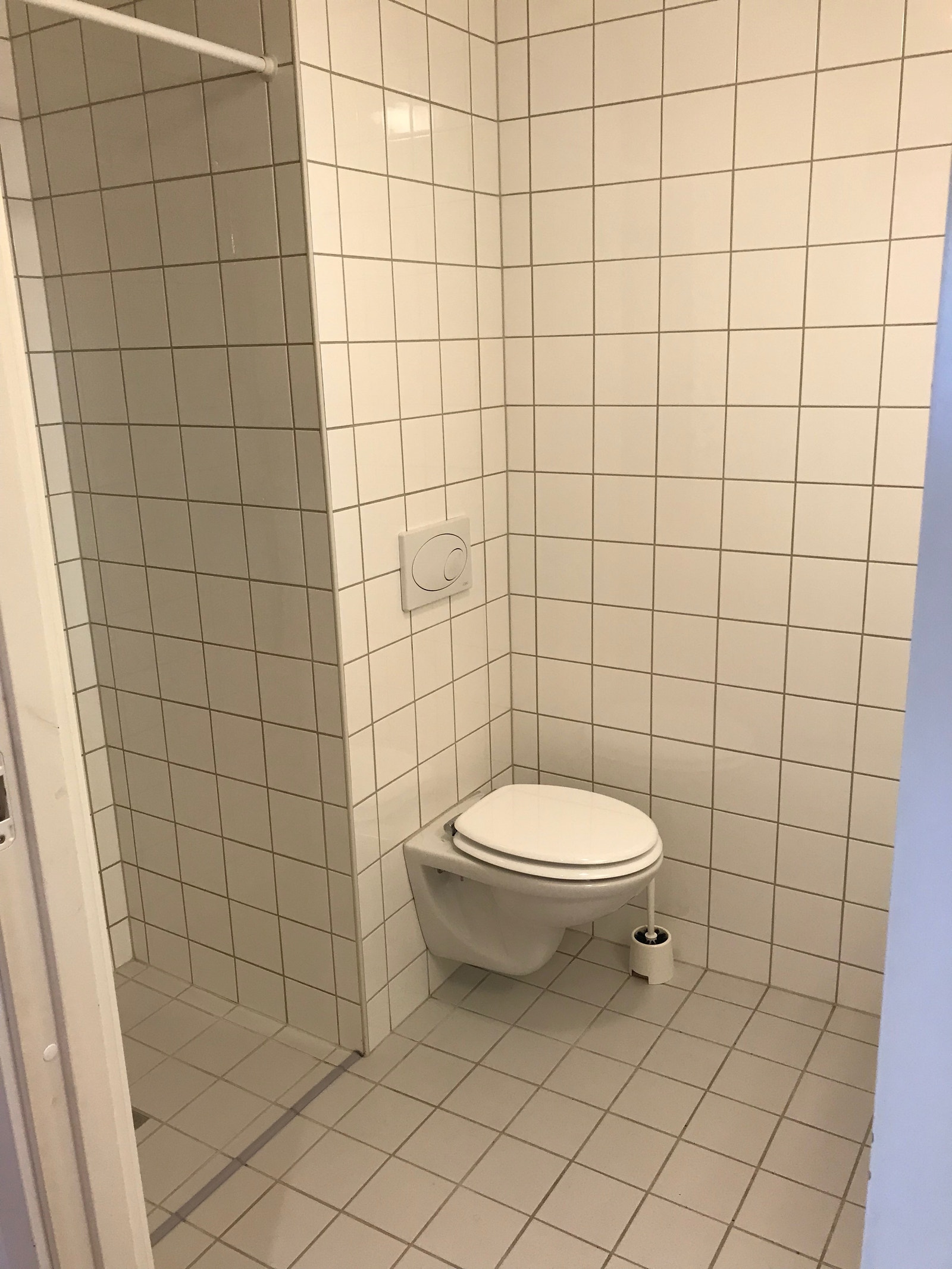 Bad med vaskemaskin Galleribilde
