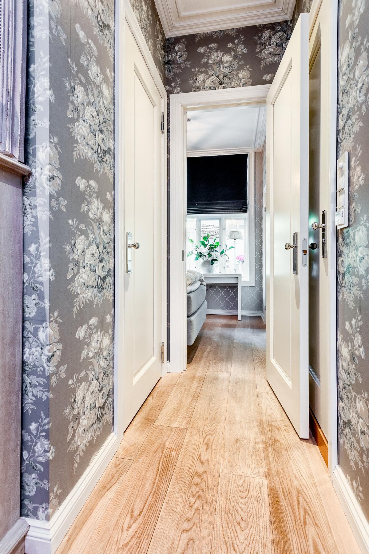 Entre/gang Galleribilde