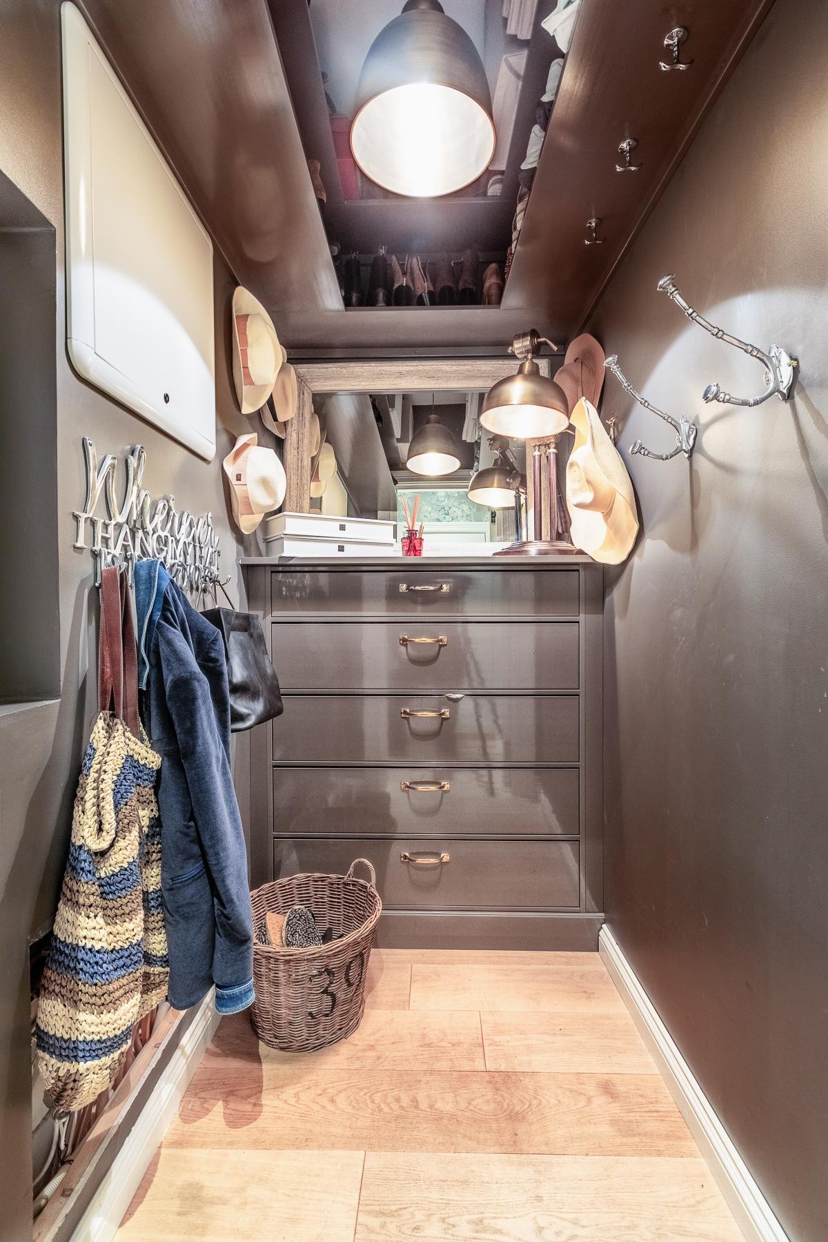 Garderobe/teknisk rom Galleribilde