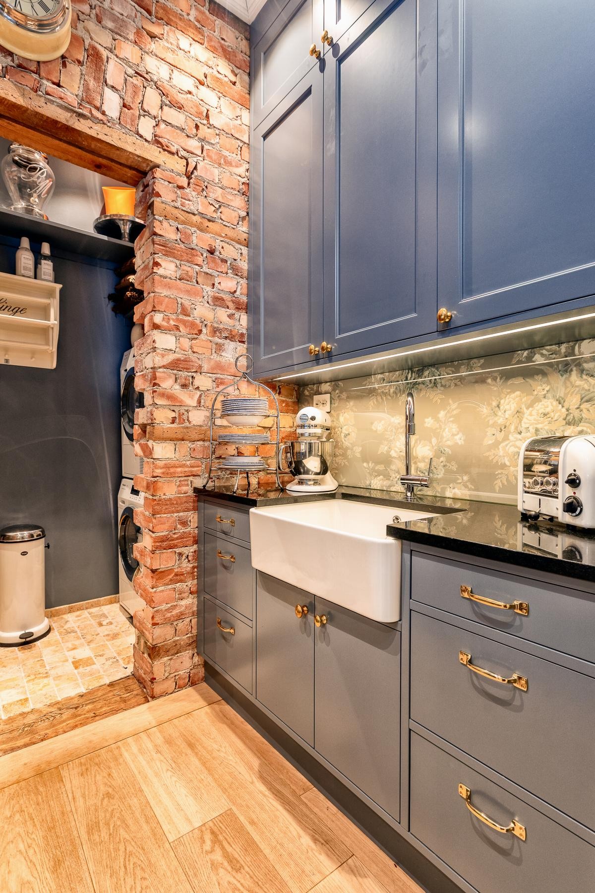 Flotte detaljer på kjøkkenet. Galleribilde