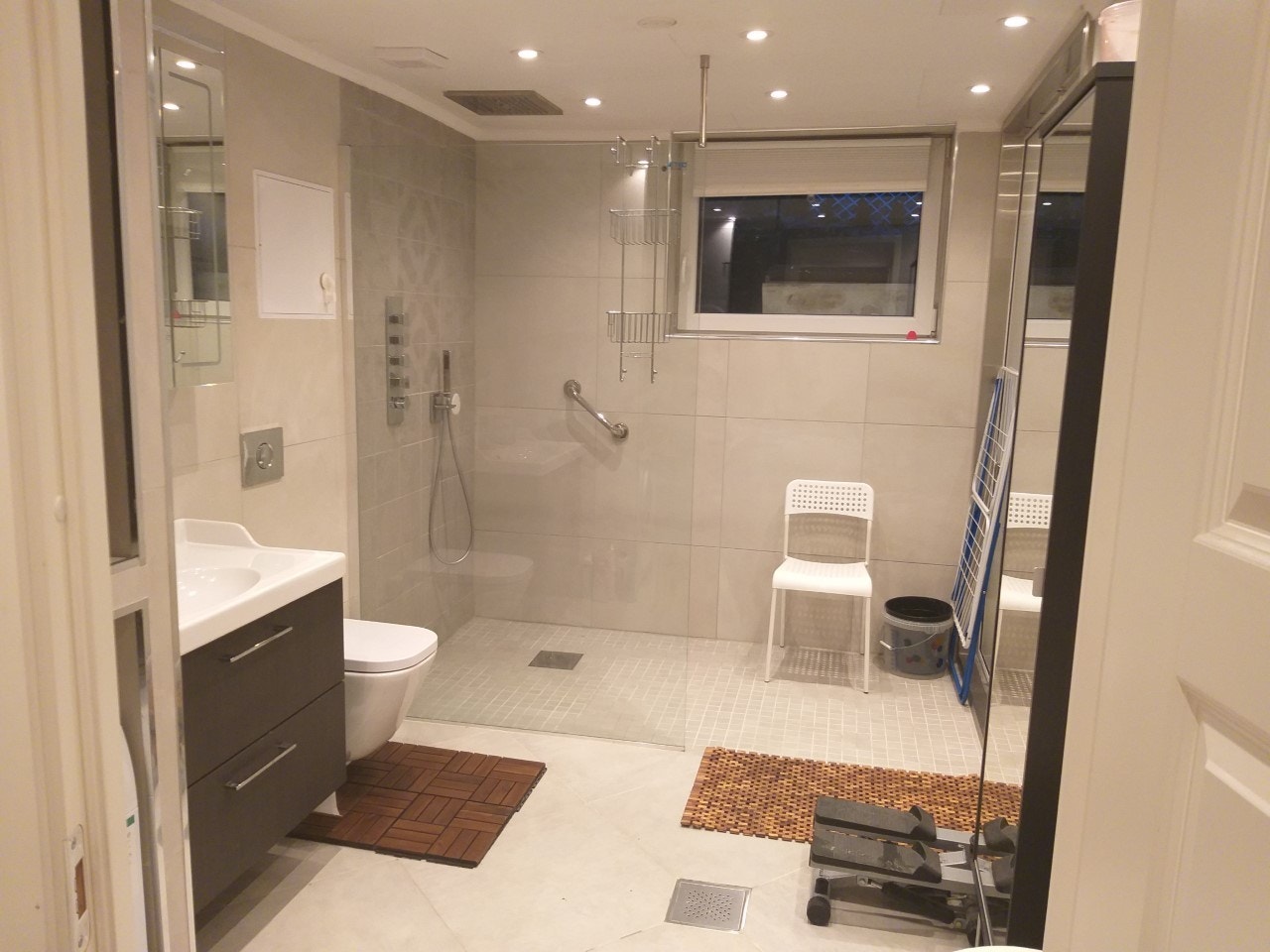 Lys og omslig design Spabad Galleribilde