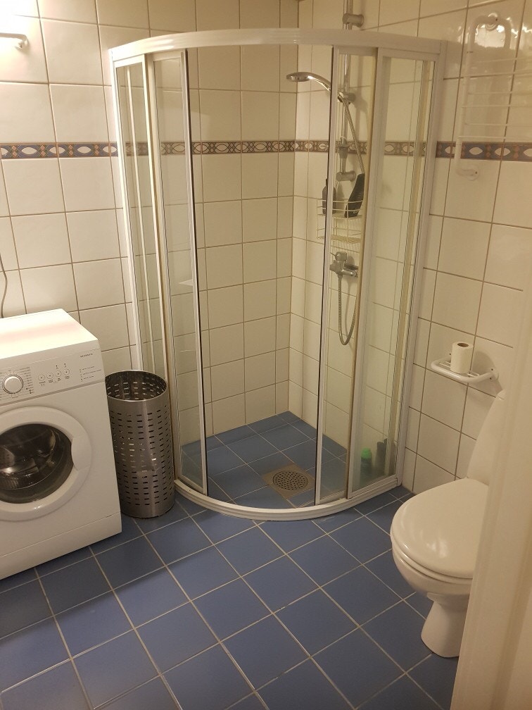 bad/dusj Galleribilde
