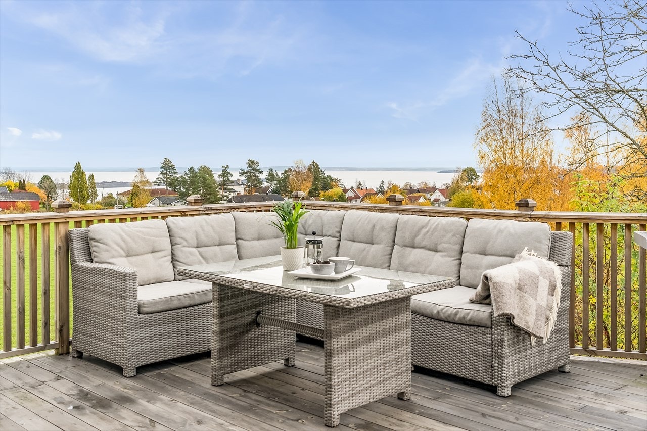 Stor solrik terrasse Galleribilde