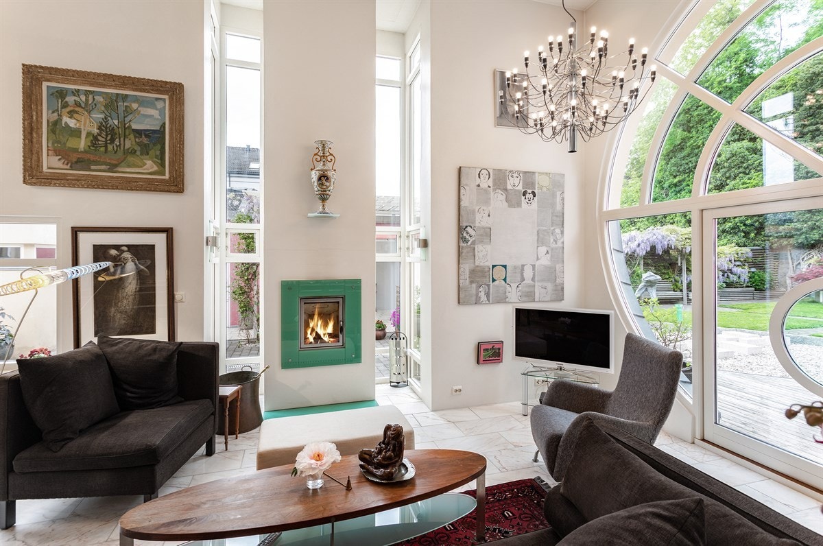 Her blandes ytterpunktene i byens arkitektur på en velfungerende måte. Galleribilde