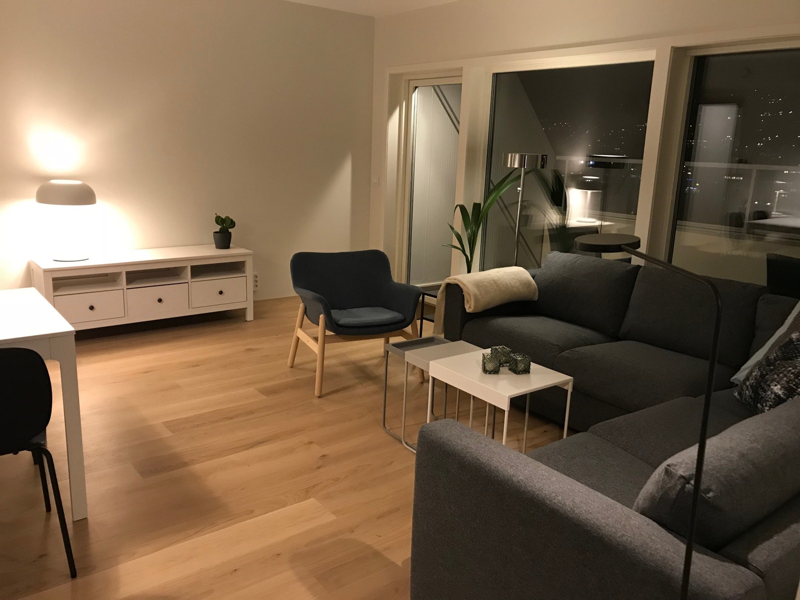 Stuen Galleribilde