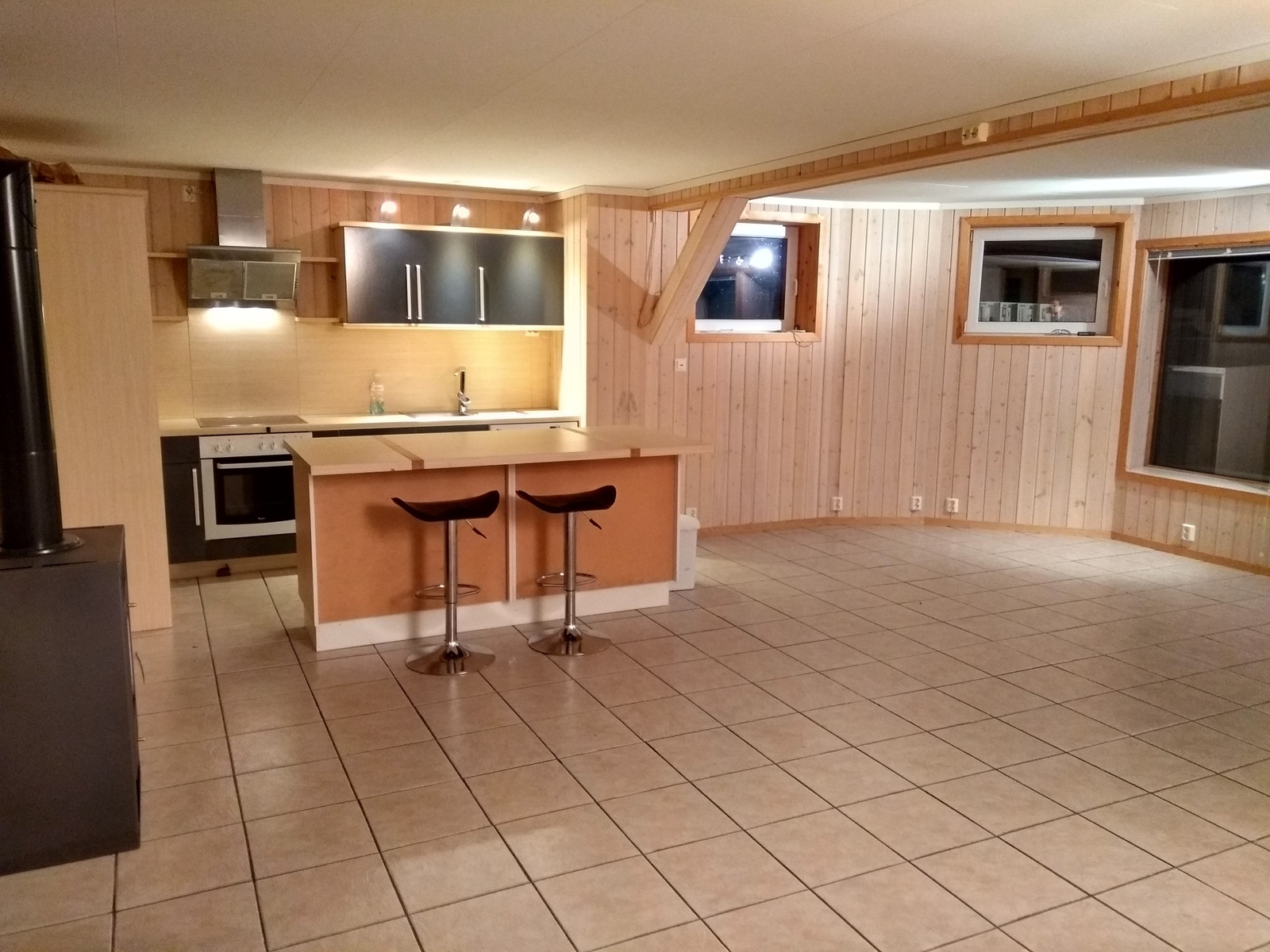 Åpen stue kjøkken løsning Galleribilde