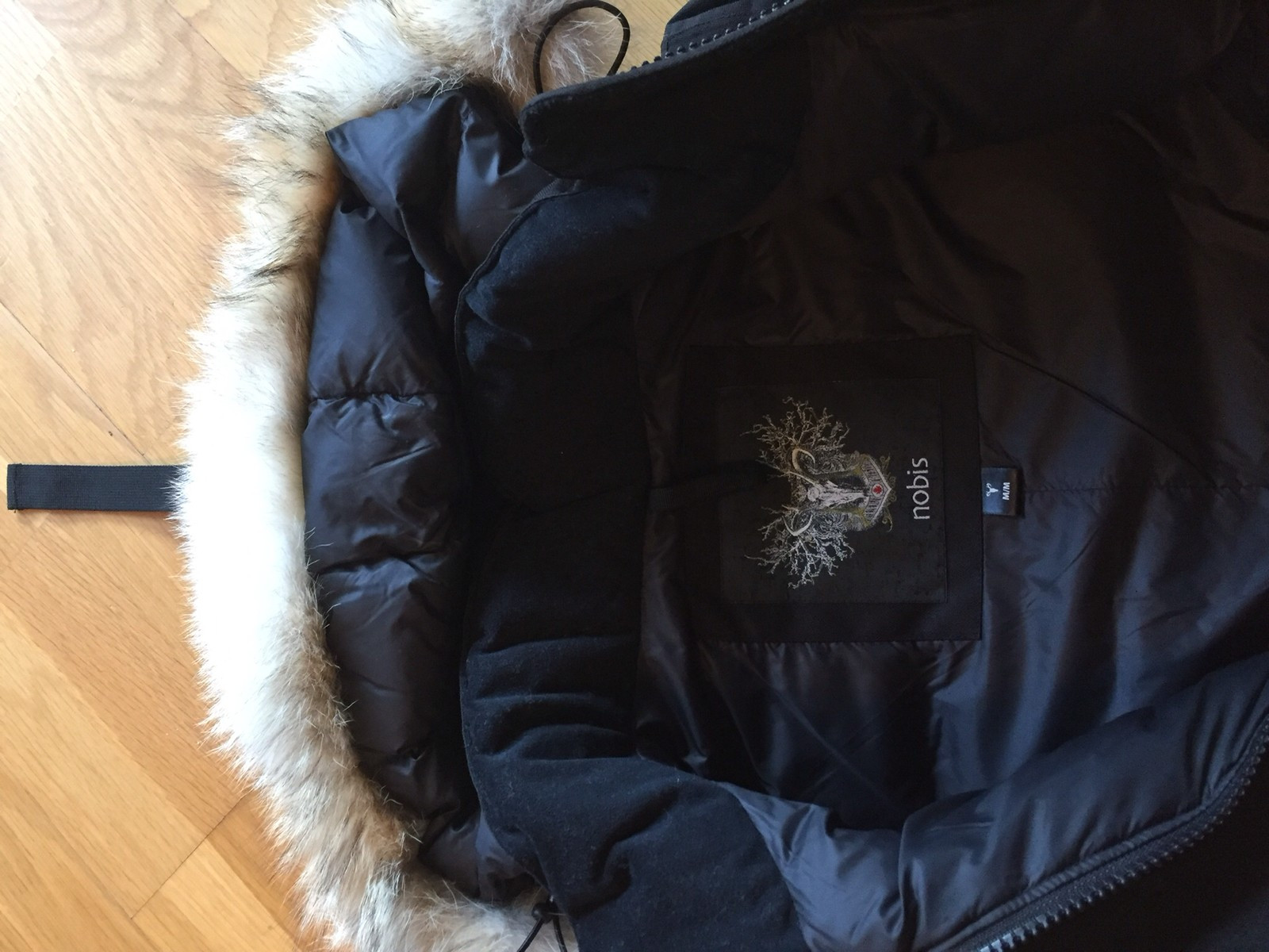 Nobis parka jakke (dame) | FINN.no Nobis parka jakke (dame) | FINN.no
