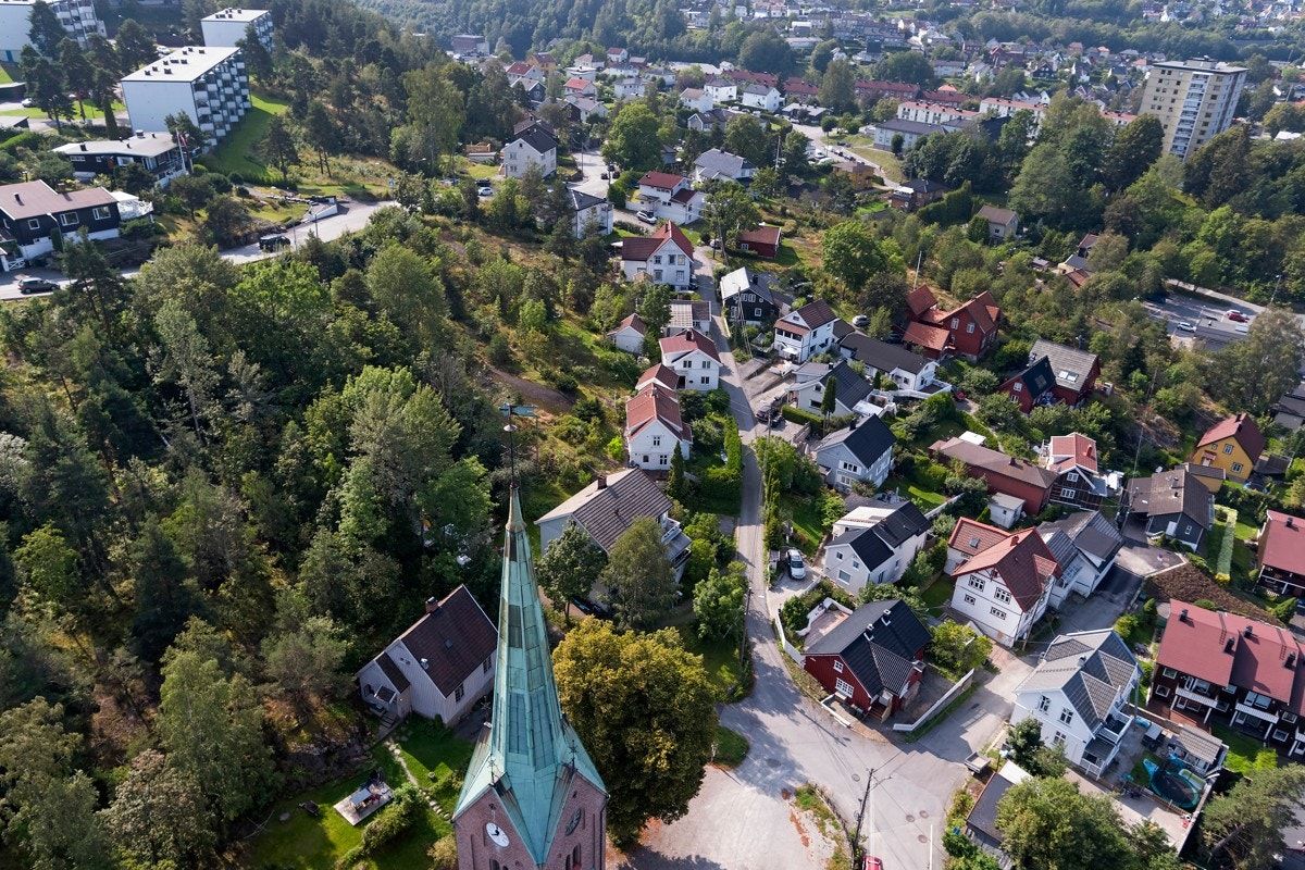 Eiendommen har en sentral beliggenhet på Tangen i Drammen. Galleribilde