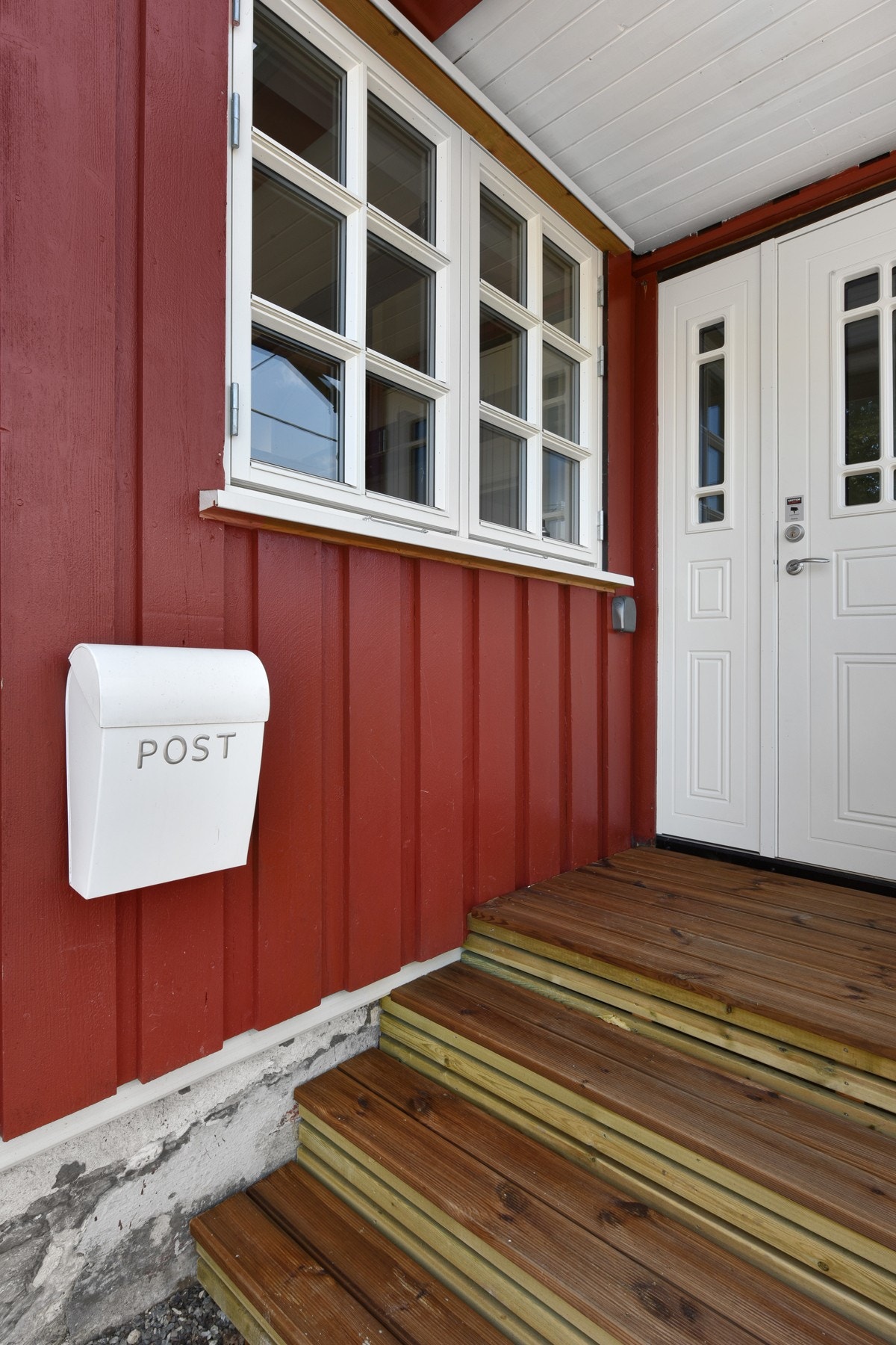 Overbygget inngangsparti. Galleribilde