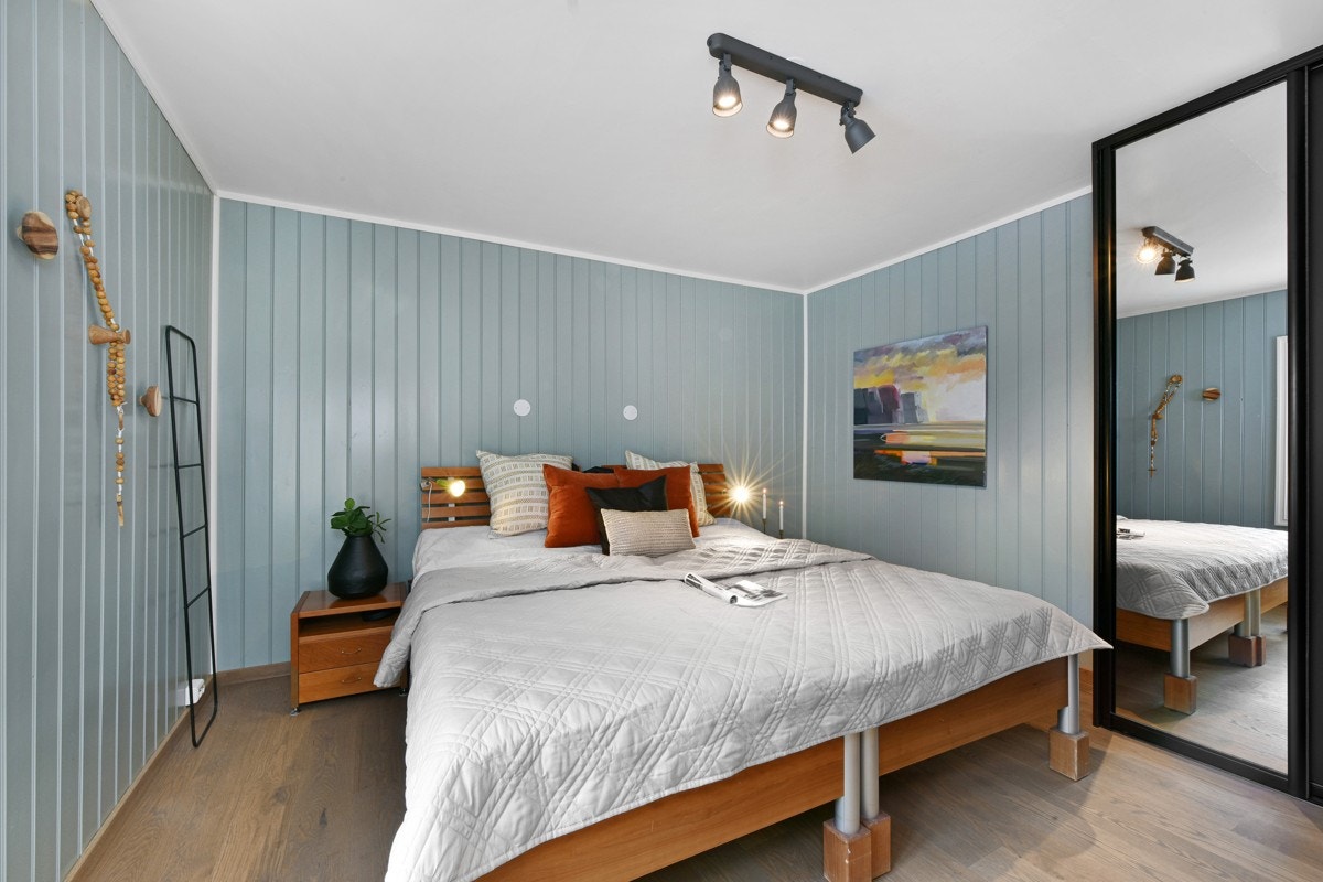 Eneboligen har to lyse og fine soverom. Galleribilde