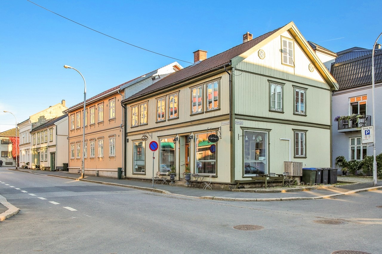 Del av Cicignon. På vei fra leiligheten til gamlebyferga. Galleribilde