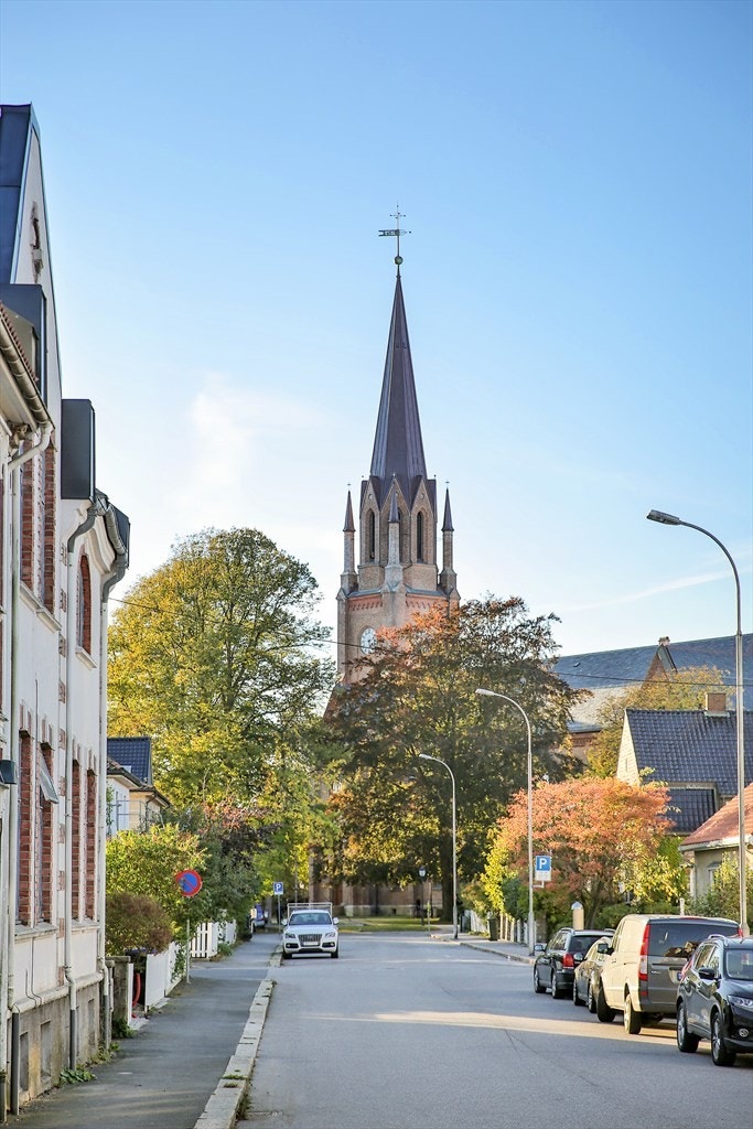 Cicignon. På vei hjem til Nygaardsgata 7A, fra jernbanestasjonen. Galleribilde