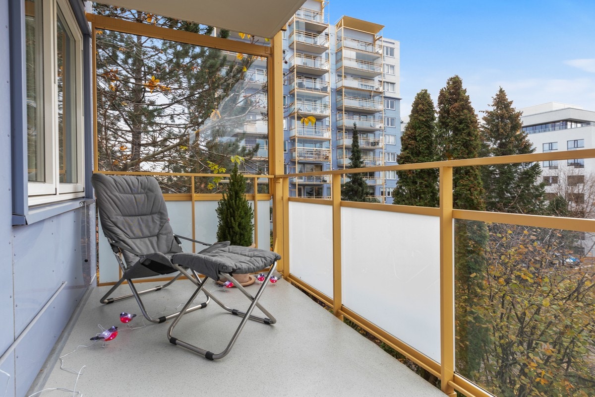 Om sommeren har man sol fra rundt kl. 10:30 og videre utover kvelden. Galleribilde