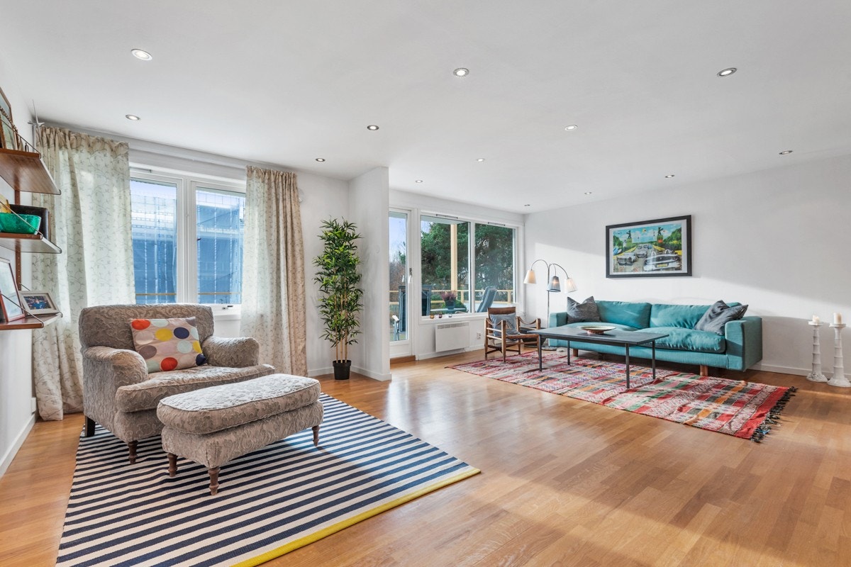 Velkommen til Hovseterveien 100 B! Galleribilde