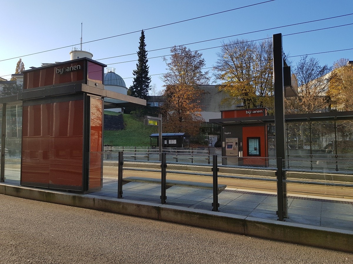 Kollektivtrafikk: Nygård bybanestopp og Nygård busstopp, ca. 230 meter unna Galleribilde