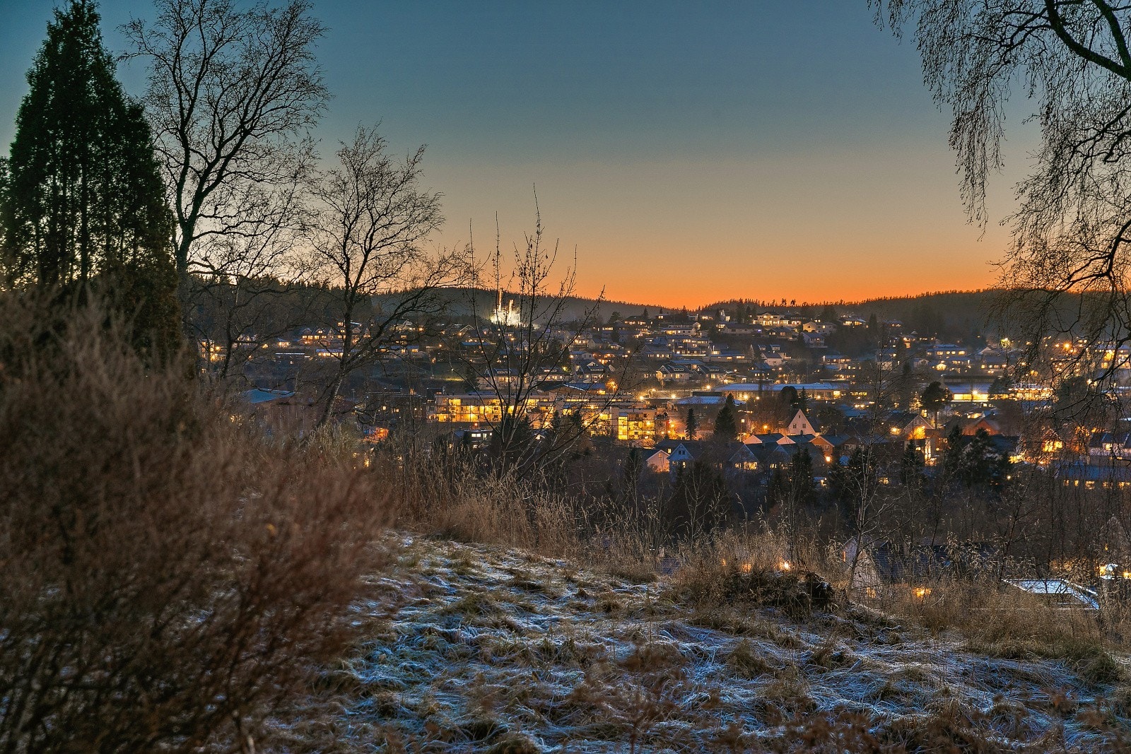 Fra boligen har man en fantastisk utsikt mot Granåsen, samt gode solforhold. Galleribilde