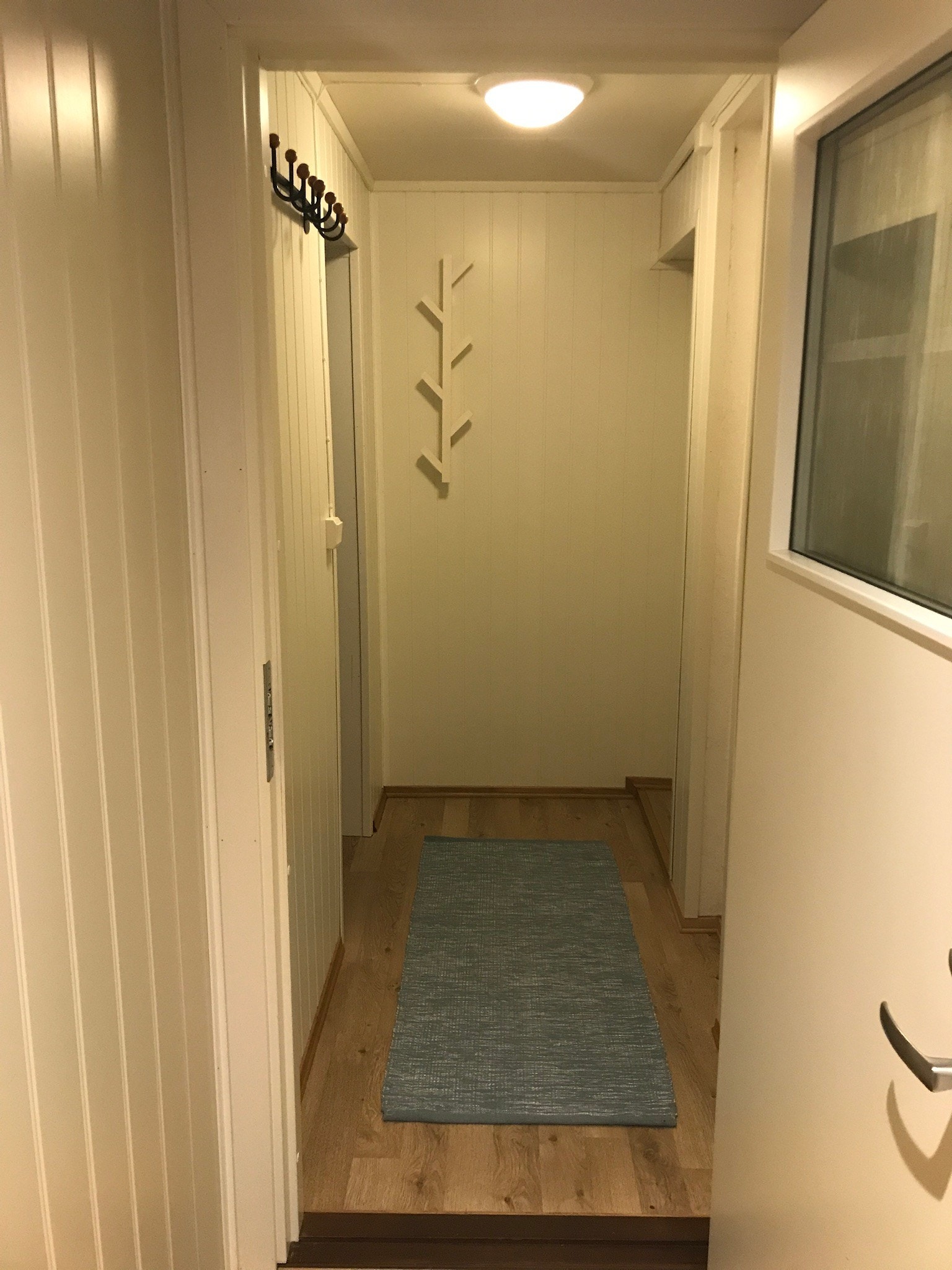 Gang med heng til klær Galleribilde