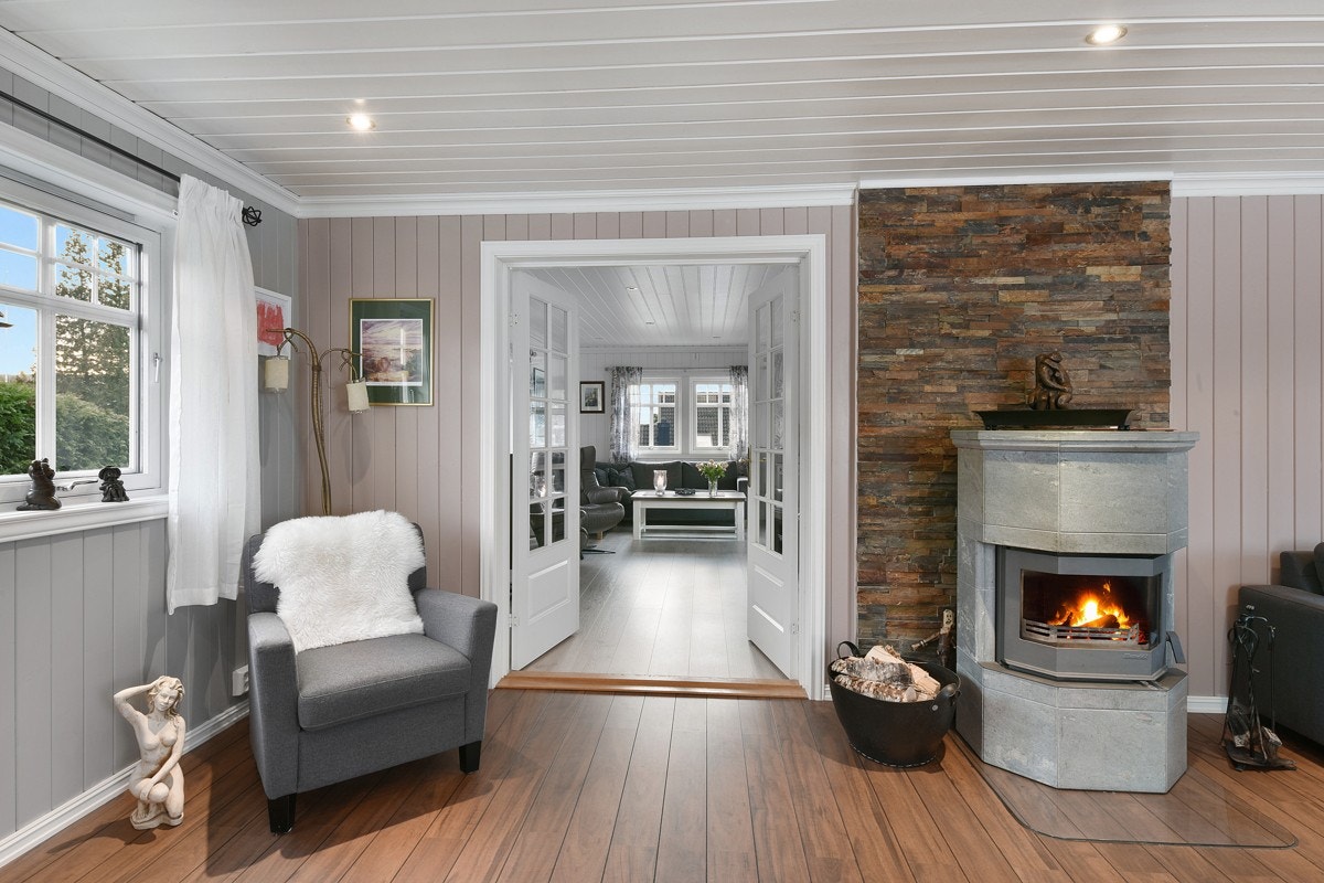 Fra stuen har man videre adkomst til tv-stue. Galleribilde