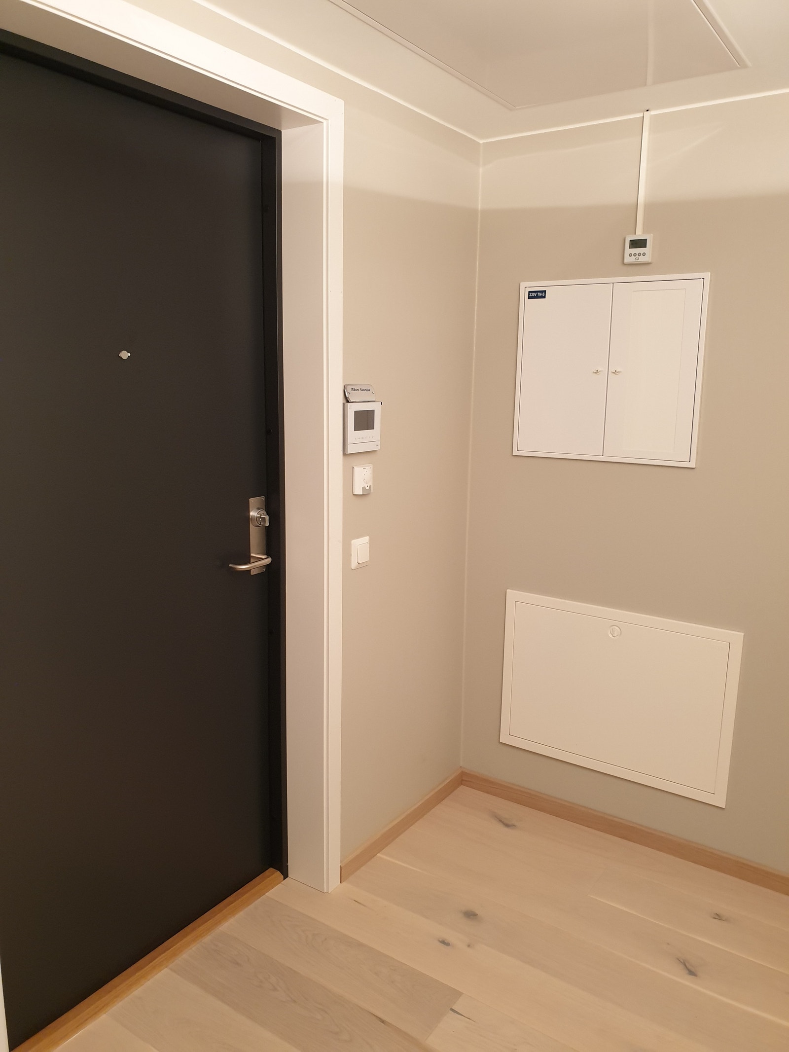 Gang - inkl. fargeskjerm og kamera til porttelefon Galleribilde