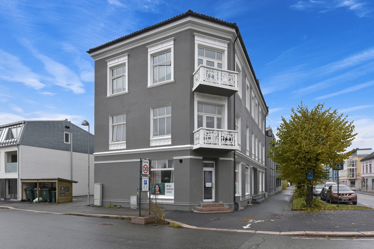 Seksjoner tildeles et sonekort fra sameiet for soneparkering S01 Nybyen. Galleribilde