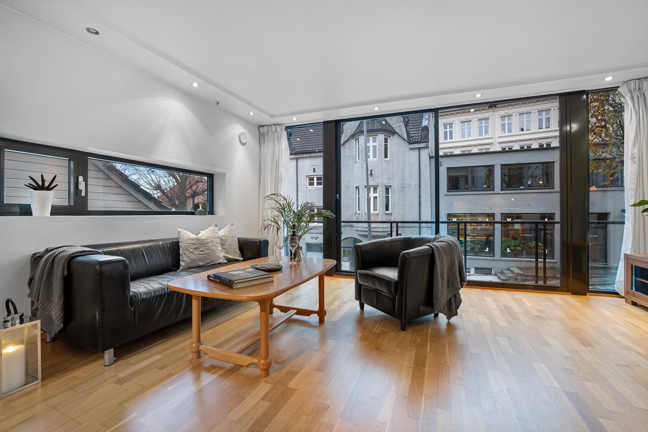 2.etg.: 2-roms leilighet med gjennomgående god standard Galleribilde