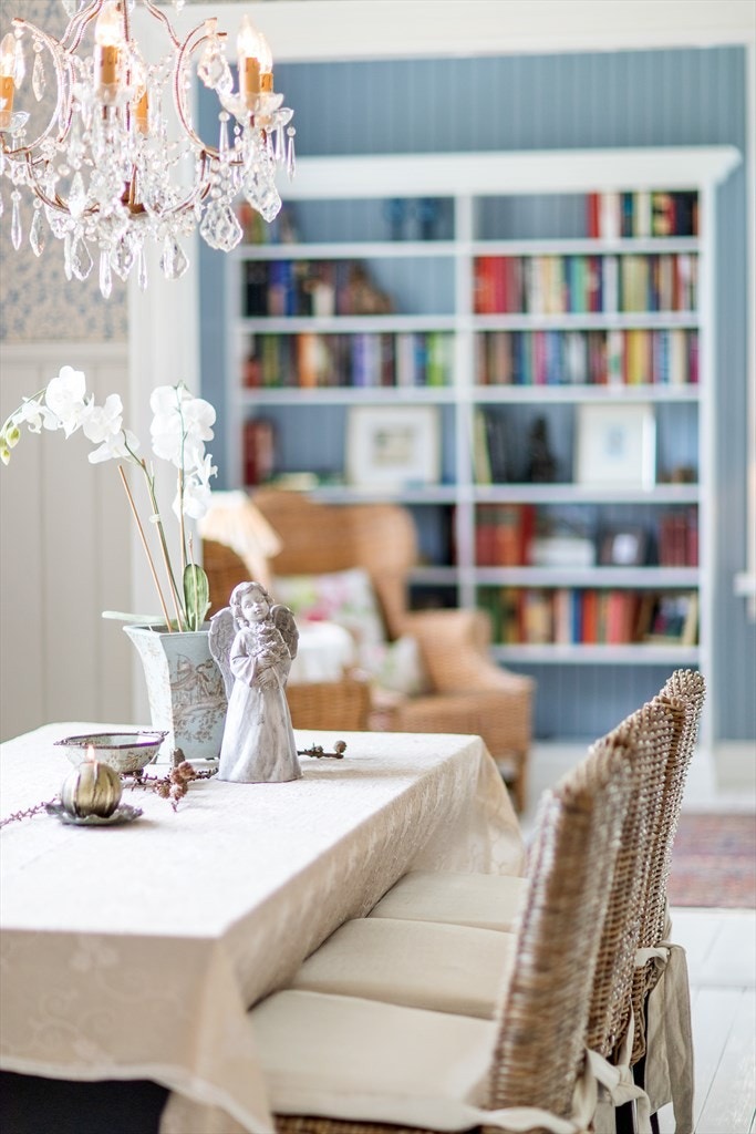 Fargevalget i hvert enkelt rom harmonerer og skaper en vakker helhet. Galleribilde