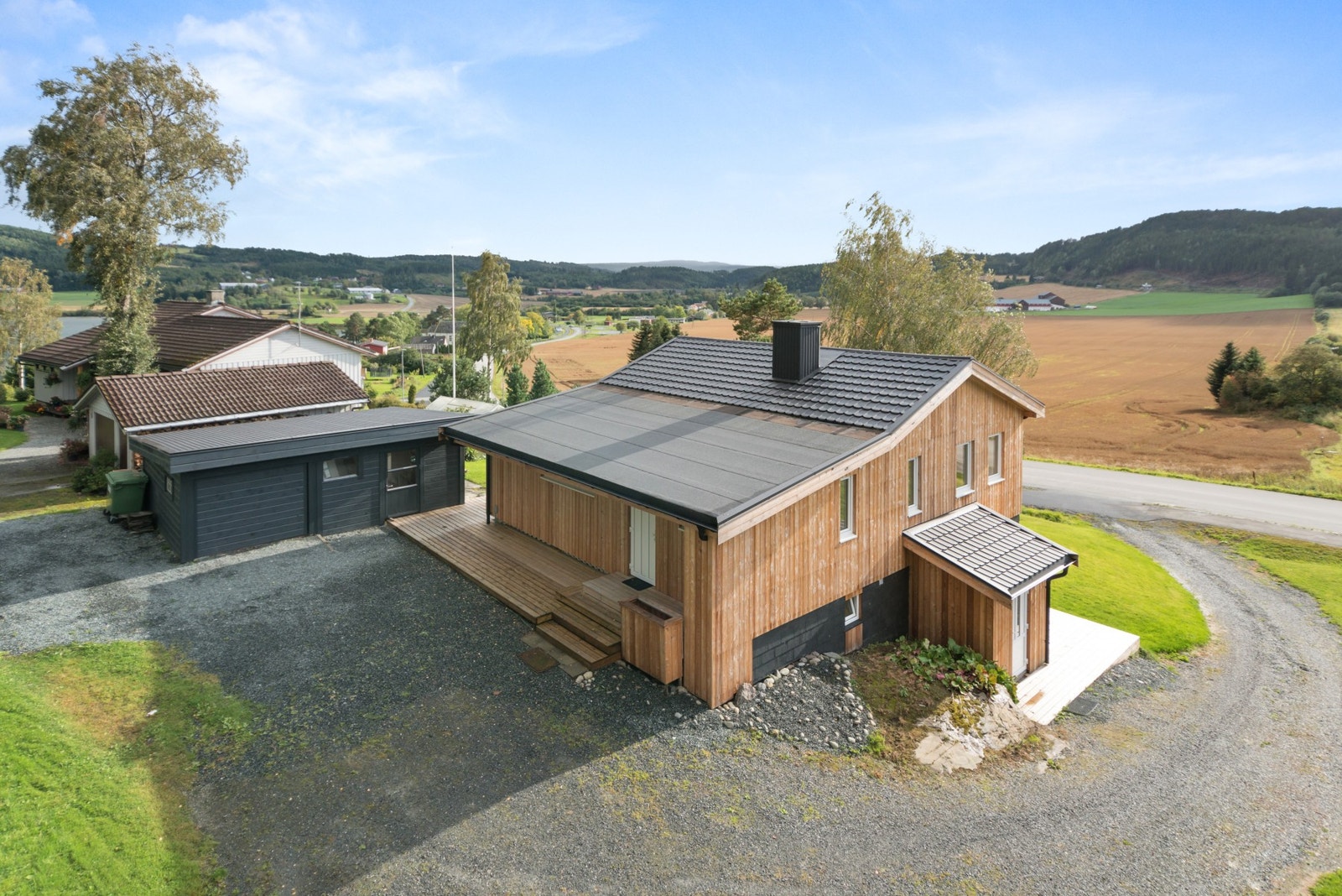 Velkommen til Eknesvegen 11 ! Galleribilde